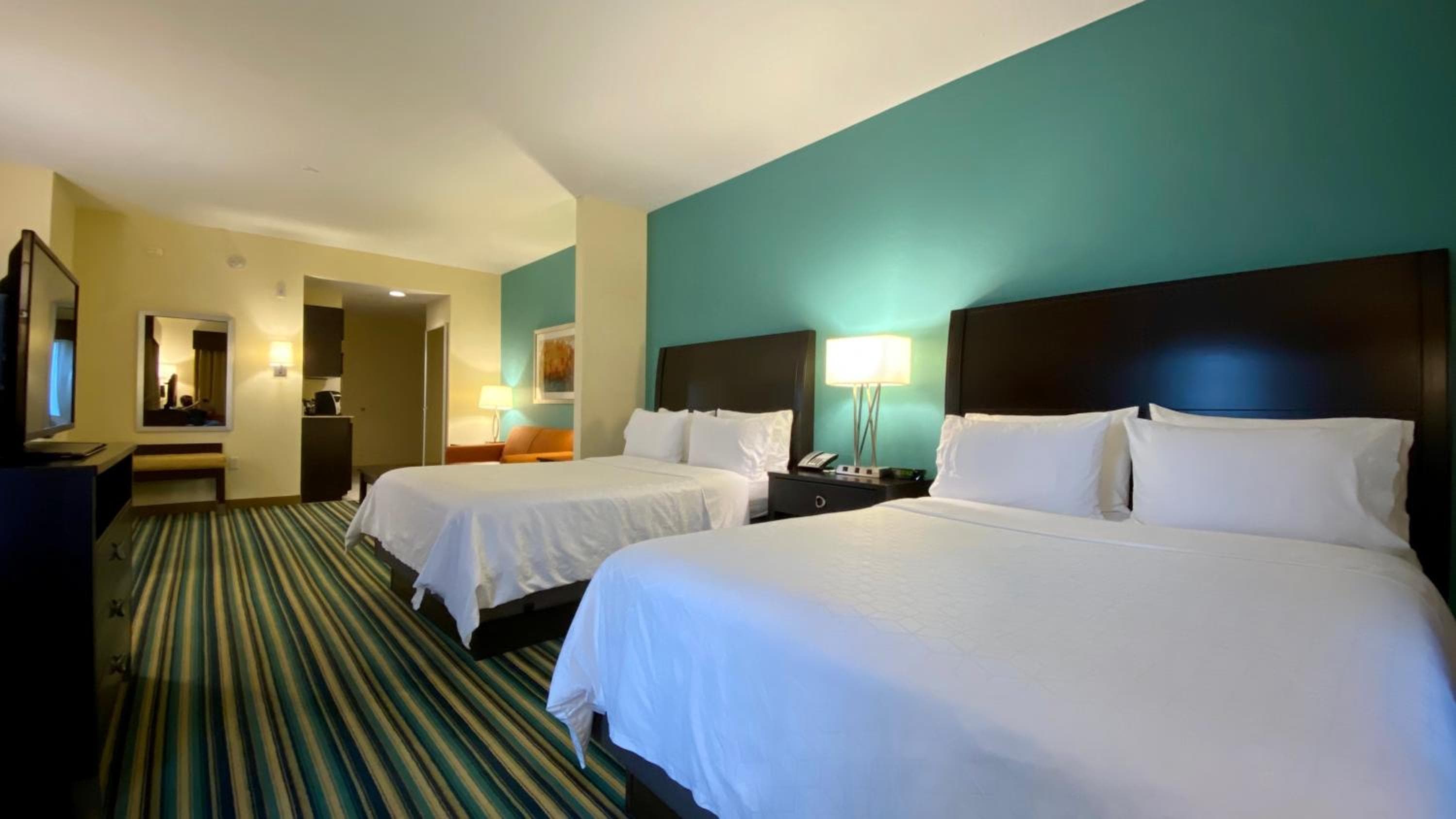 Holiday Inn Express Hotel & Suites Orlando East-UCF Area by IHG — 6