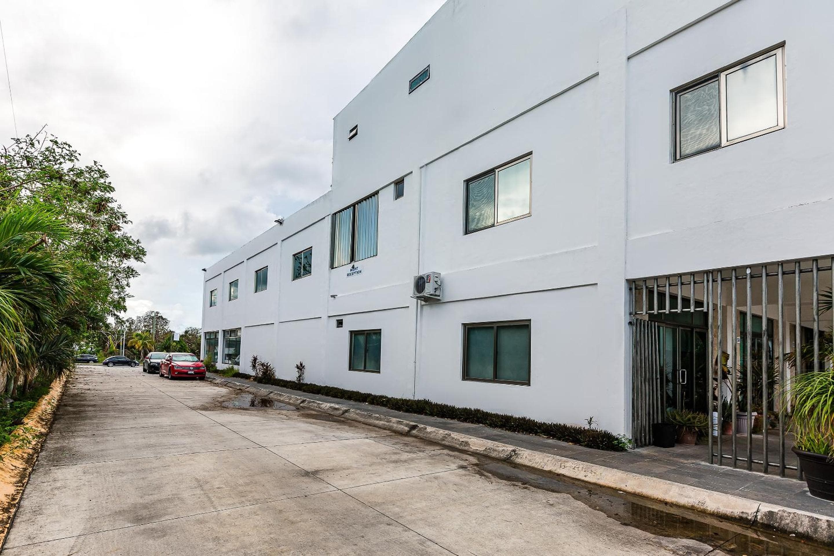 Aeropuerto Internacional Capital O Cancún 24 p 7 — 1
