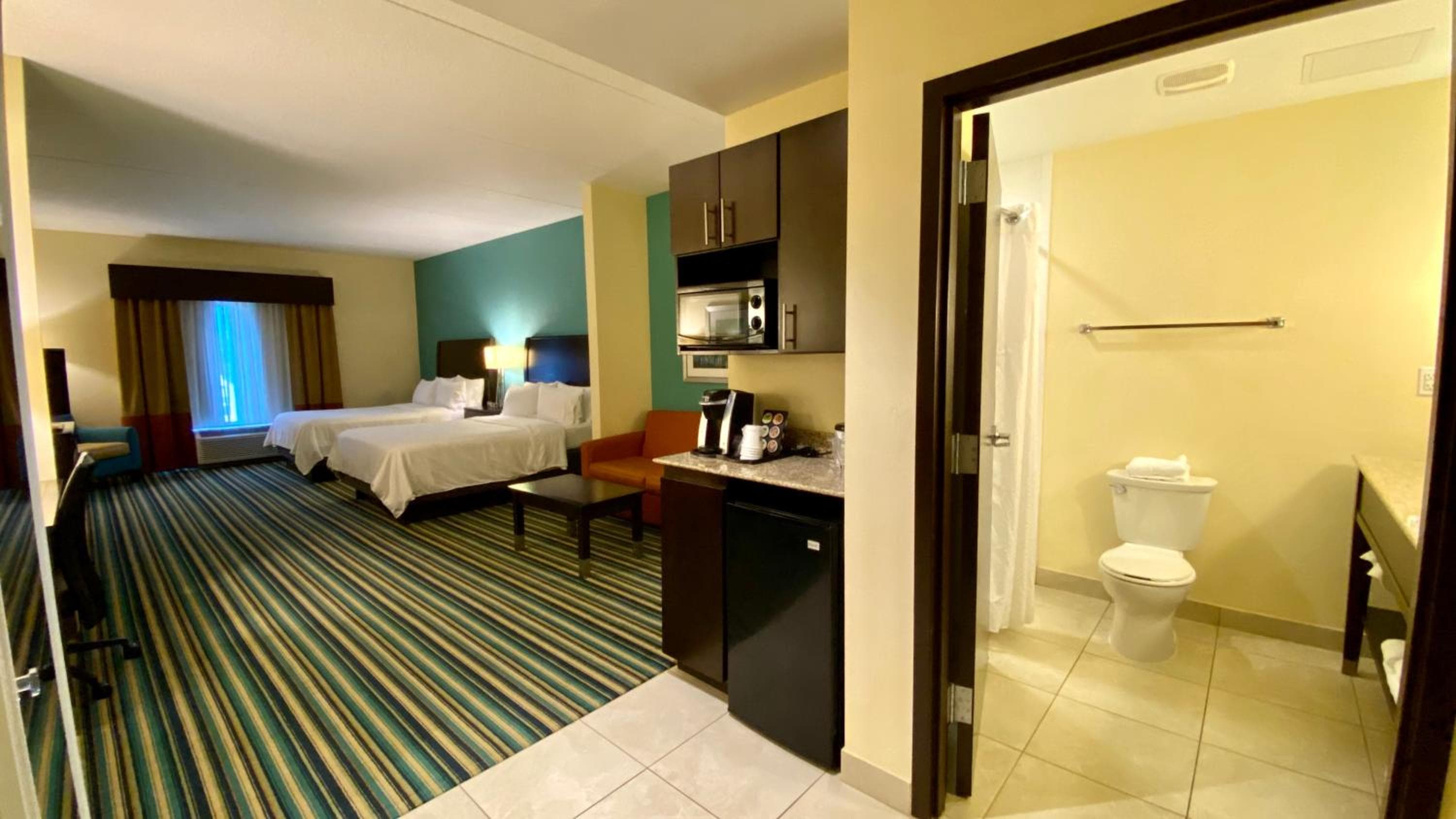 Holiday Inn Express Hotel & Suites Orlando East-UCF Area by IHG — 8