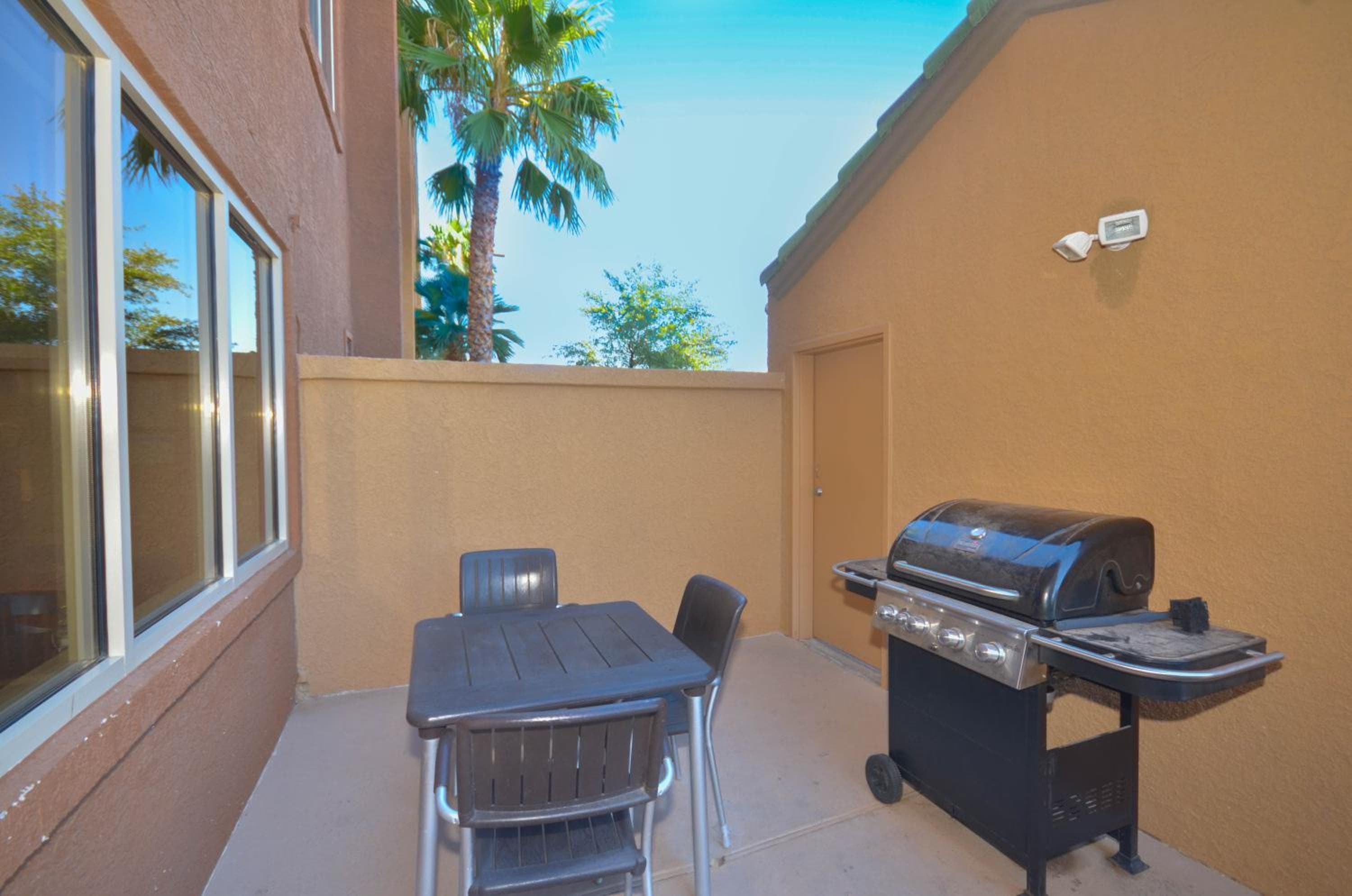 Holiday Inn Express Las Vegas-Nellis, ein IHG Hotel — 17
