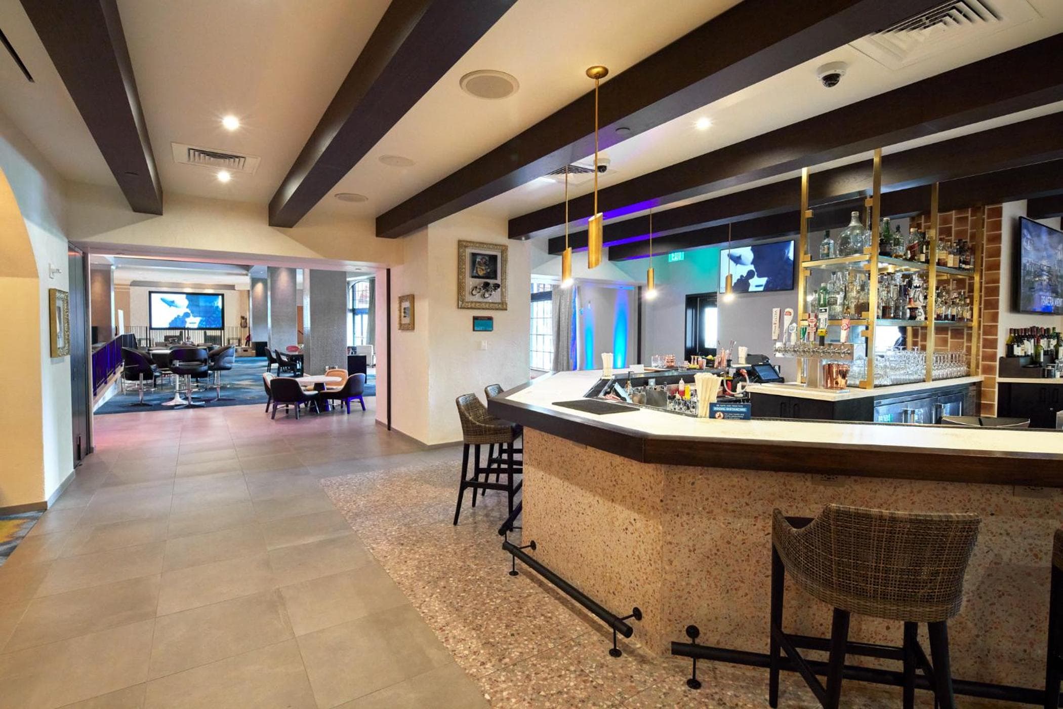 Universal's Hard Rock Hotel® — 8