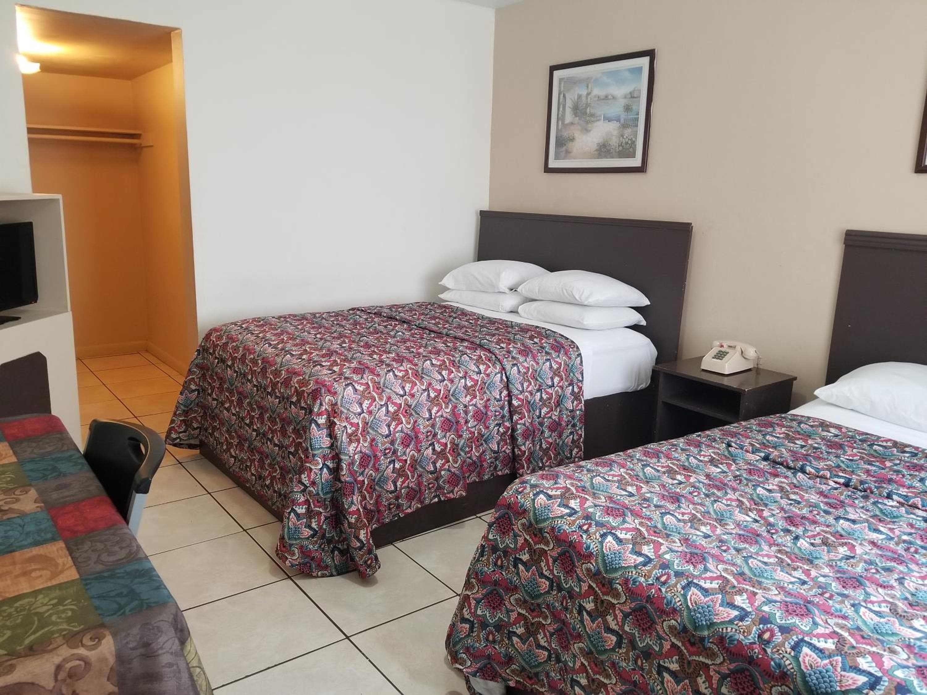 Parkway Inn — 19
