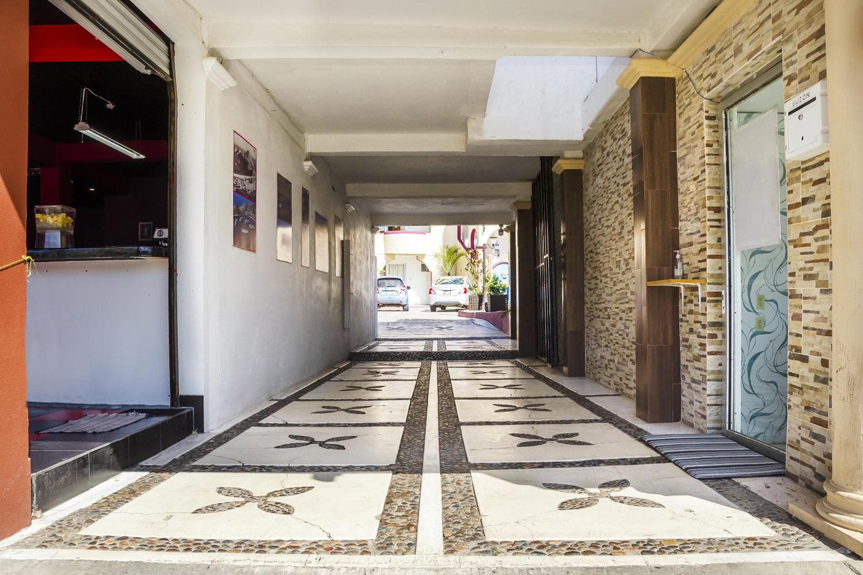 Capital O Hotel Dos Mares, Cabo San Lucas — 9