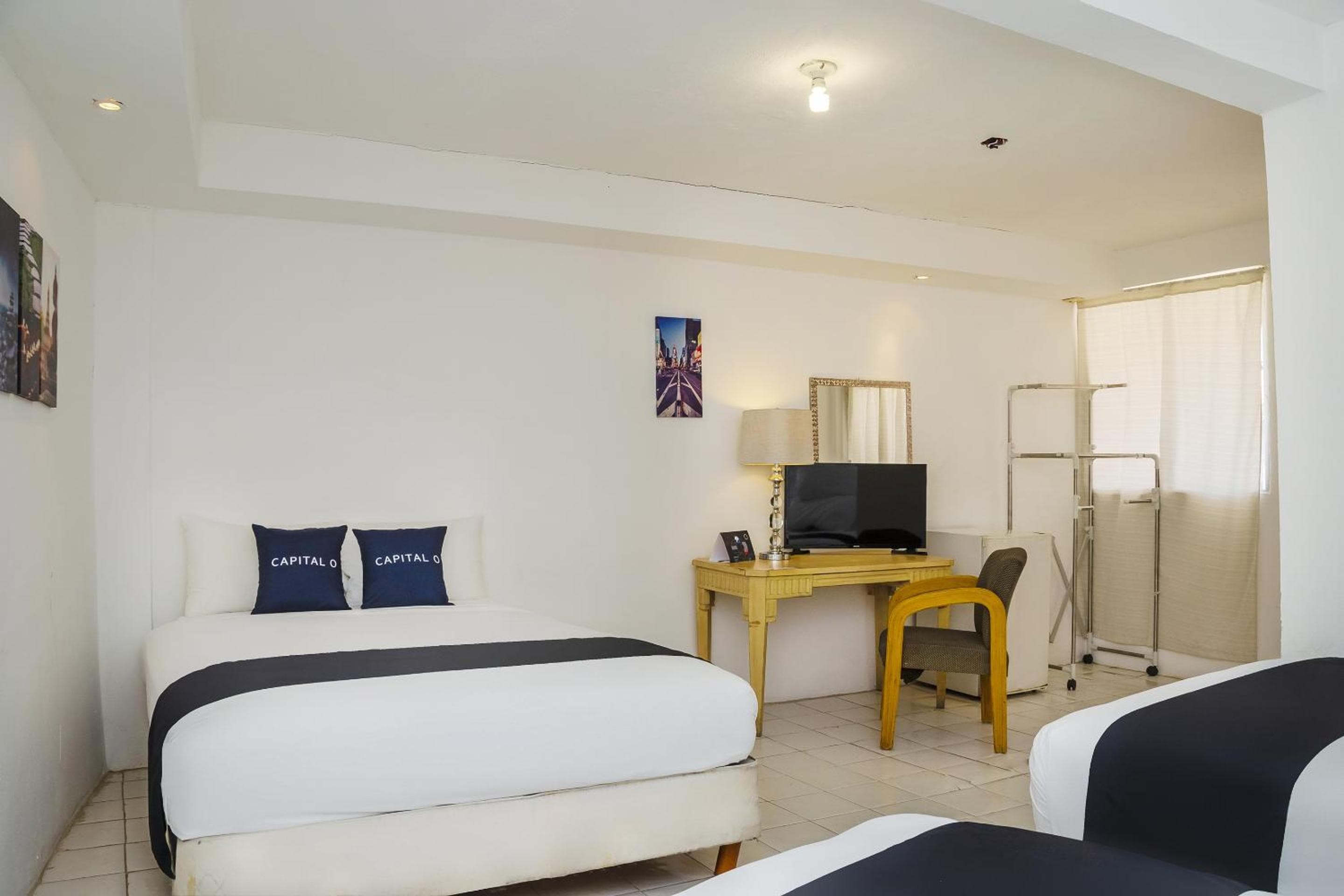 Capital O Hotel Dos Mares, Cabo San Lucas — 17