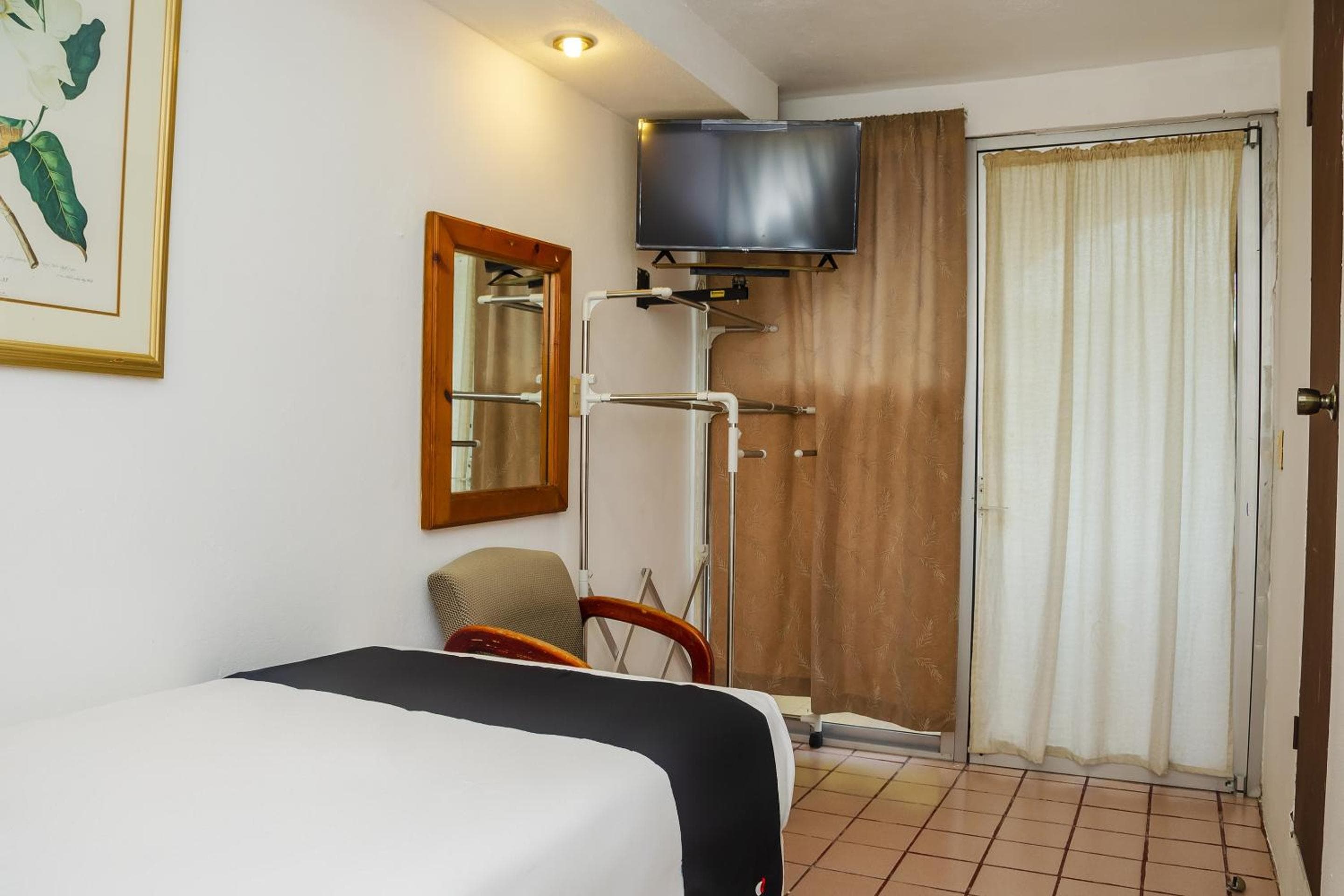 Capital O Hotel Dos Mares, Cabo San Lucas — 28