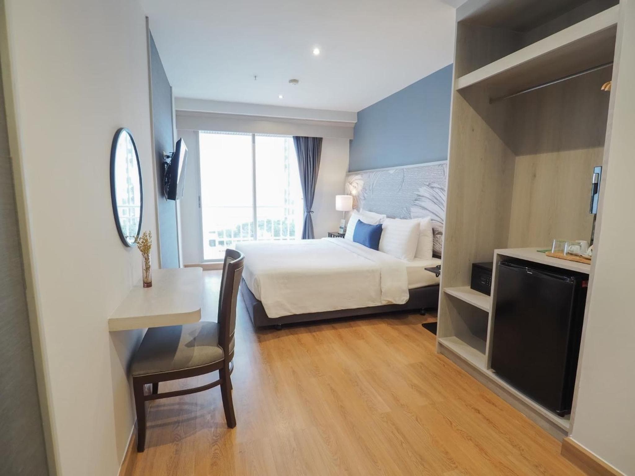 Evergreen Place Siam by UHG — 30