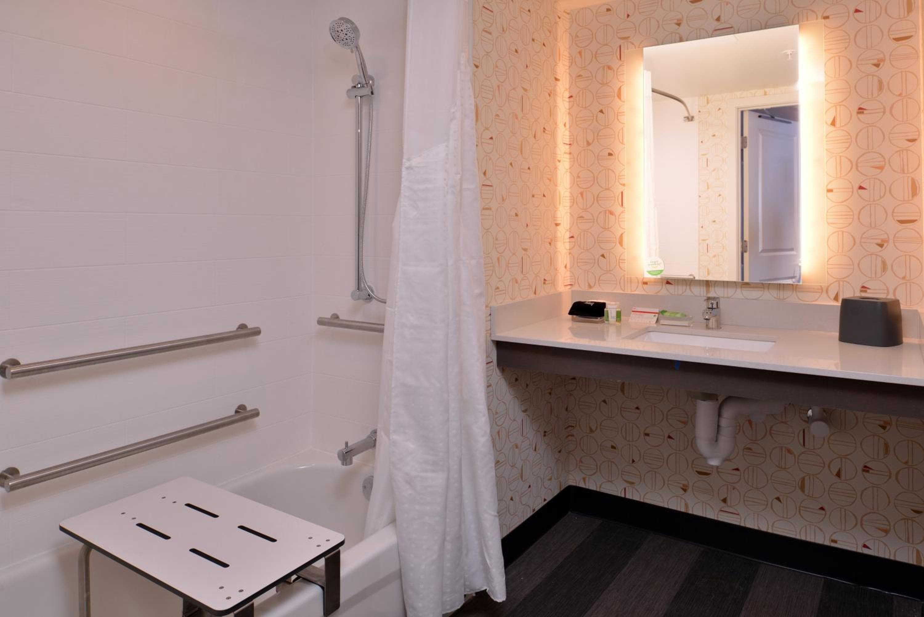 Holiday Inn & Suites Orlando - I-Drive - Theme Parks by IHG — 21