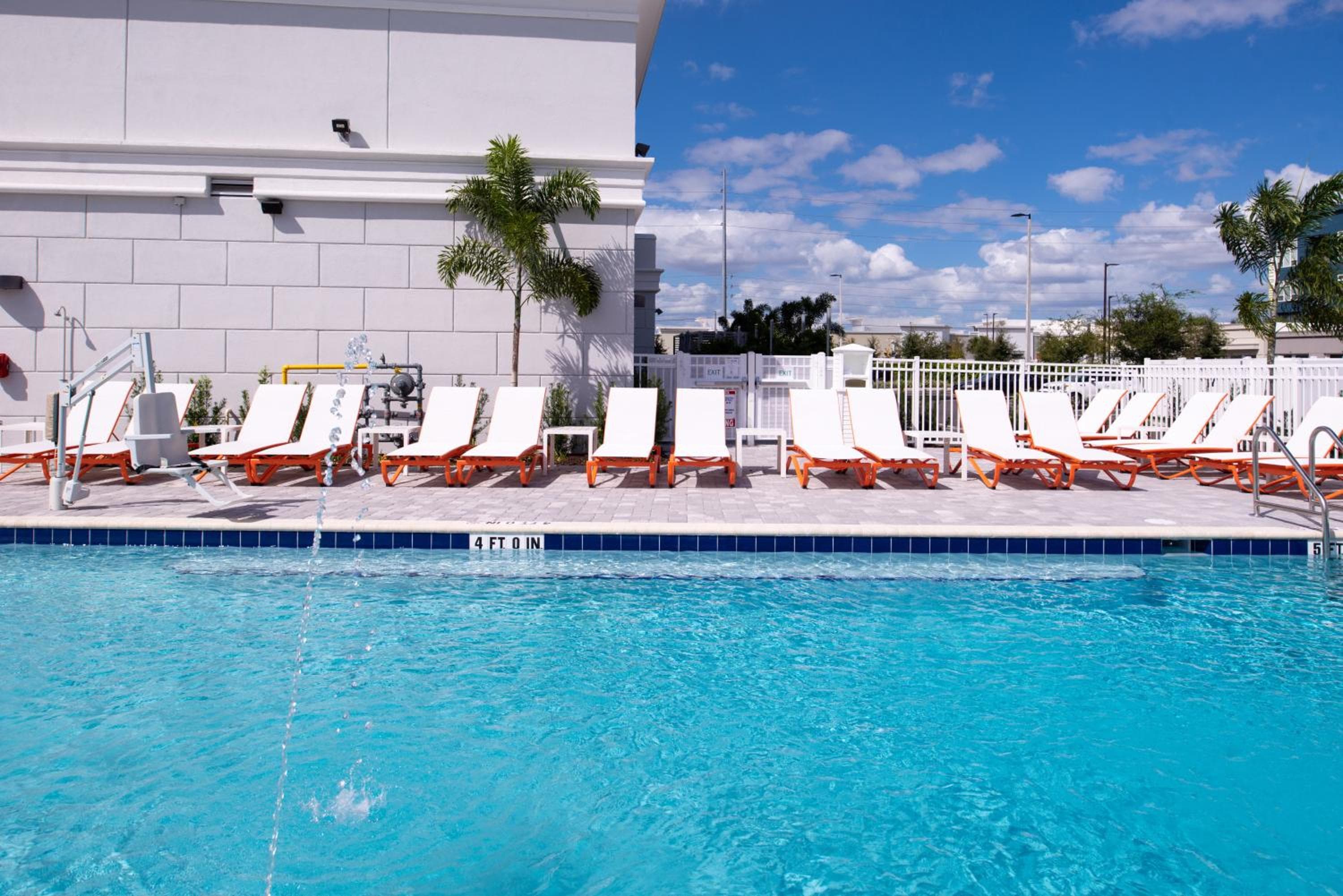 Holiday Inn & Suites Orlando - I-Drive - Theme Parks by IHG — 8