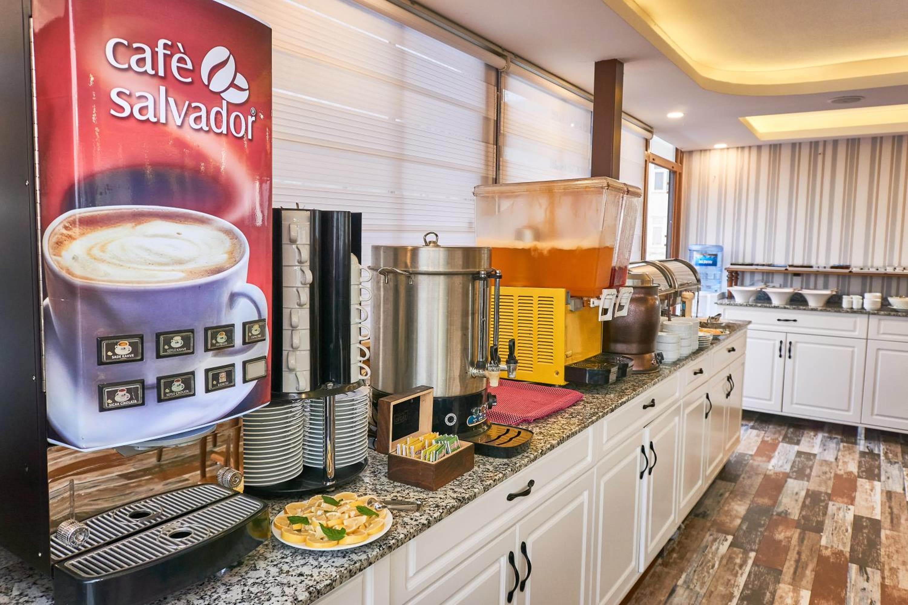 Caffè e ristorante dell'hotel Beyazit Palace — 16