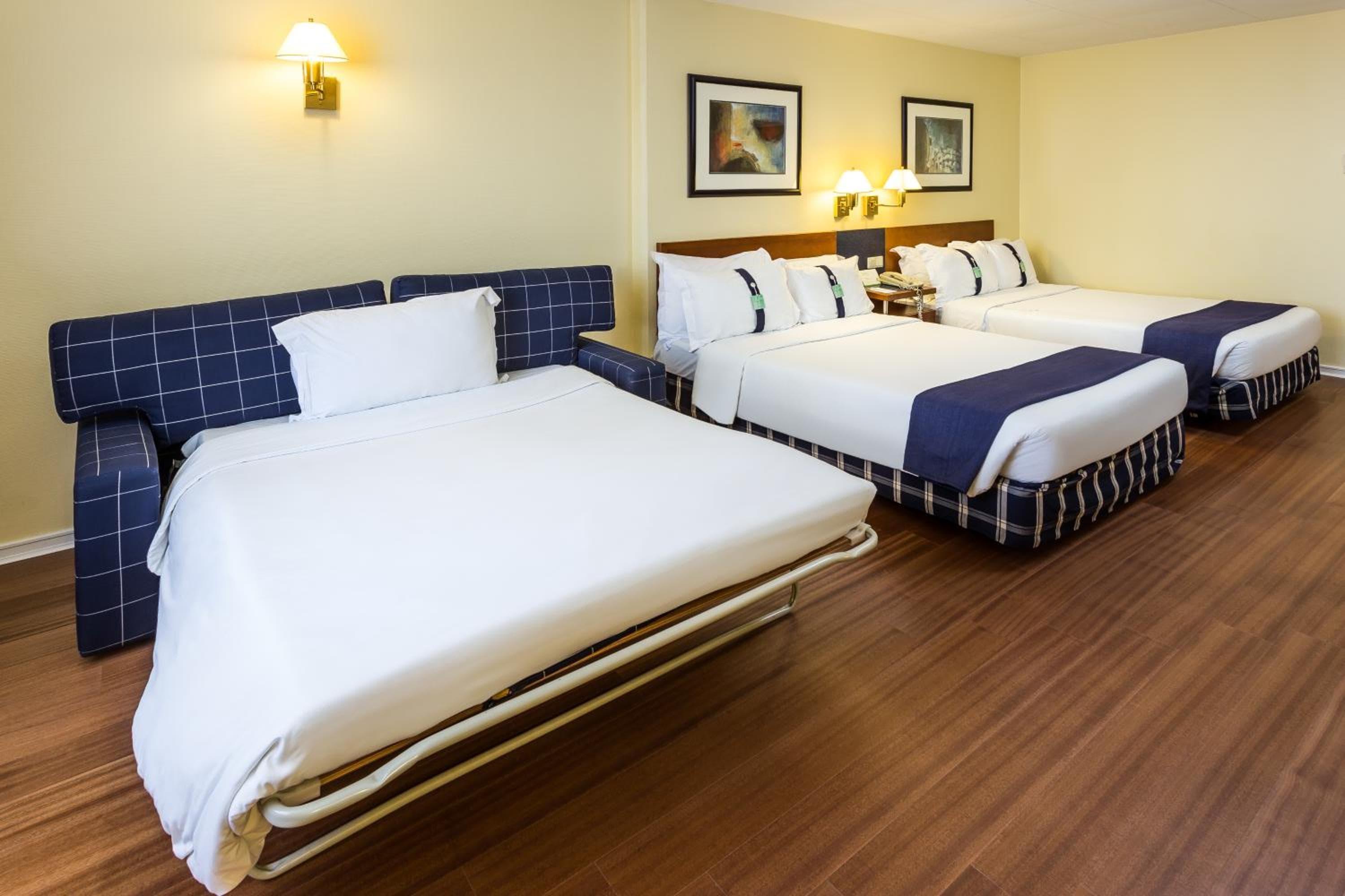 Holiday Inn Lisbon by IHG — 10