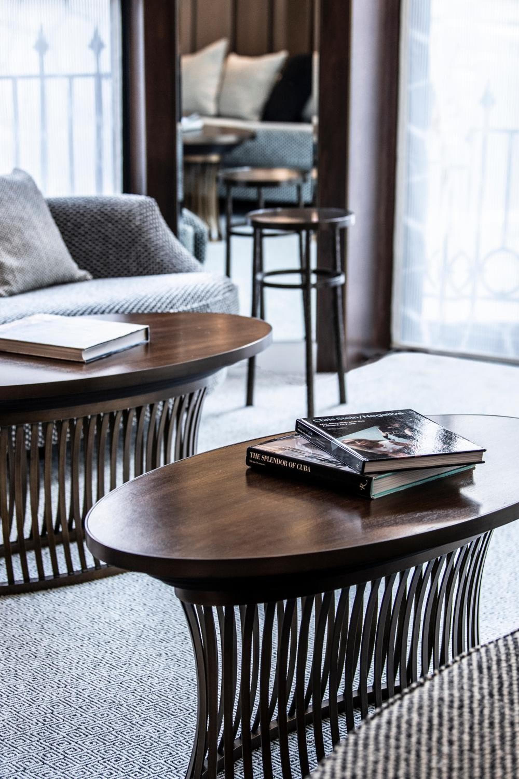 Un Aldwych — 11