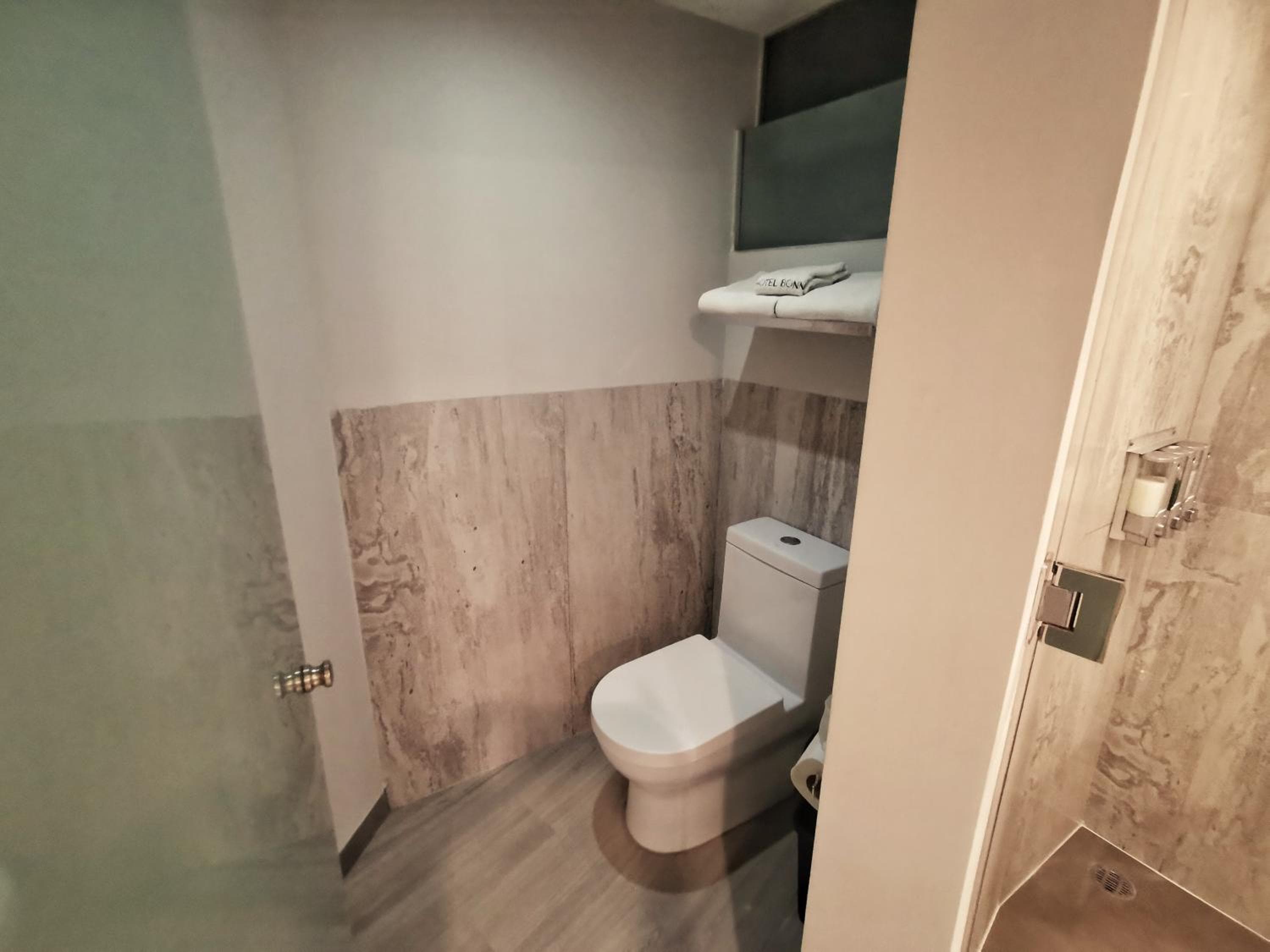 Hotel Bonn — 3