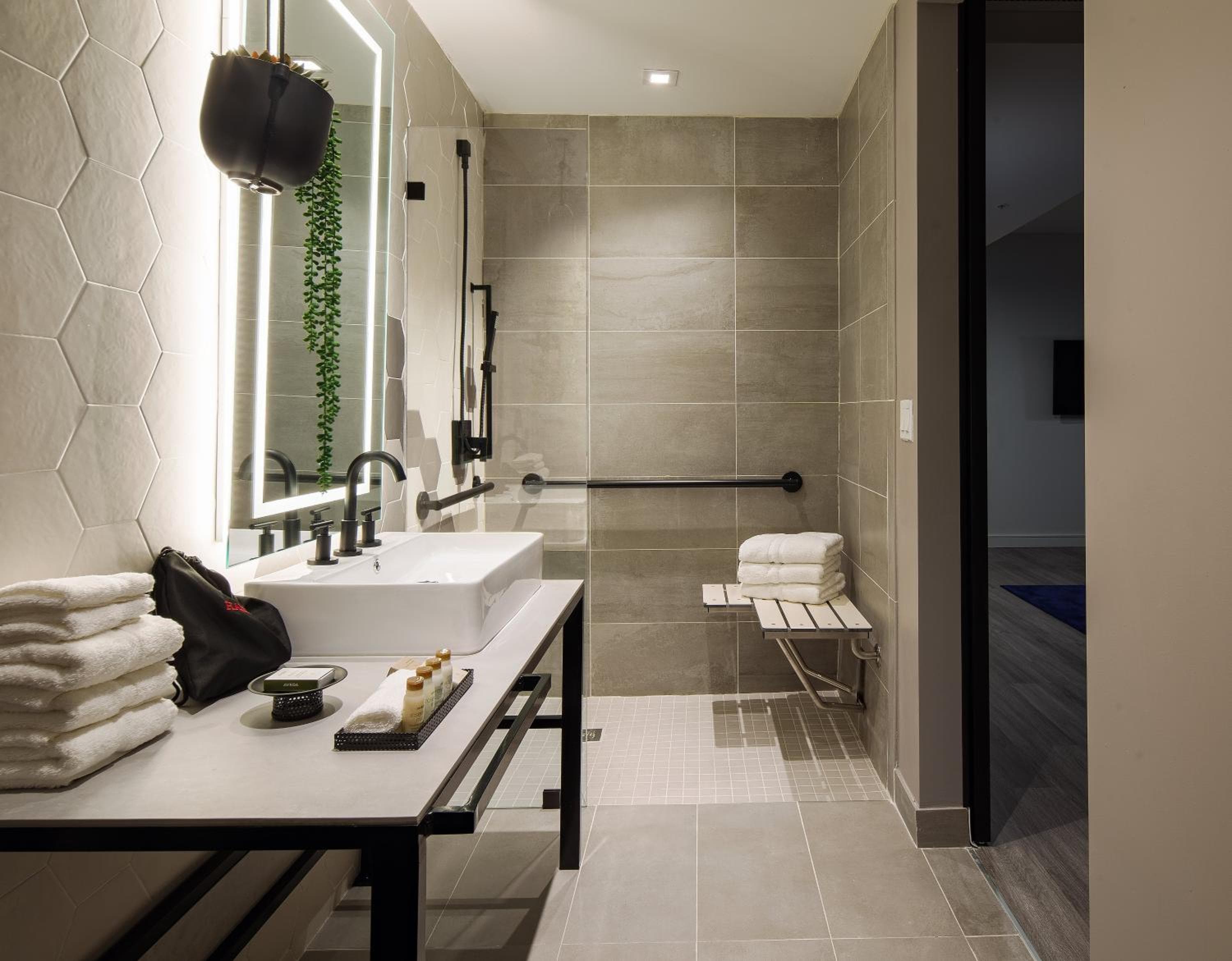 Hotel Indigo Miami Brickell, ein IHG Hotel — 5