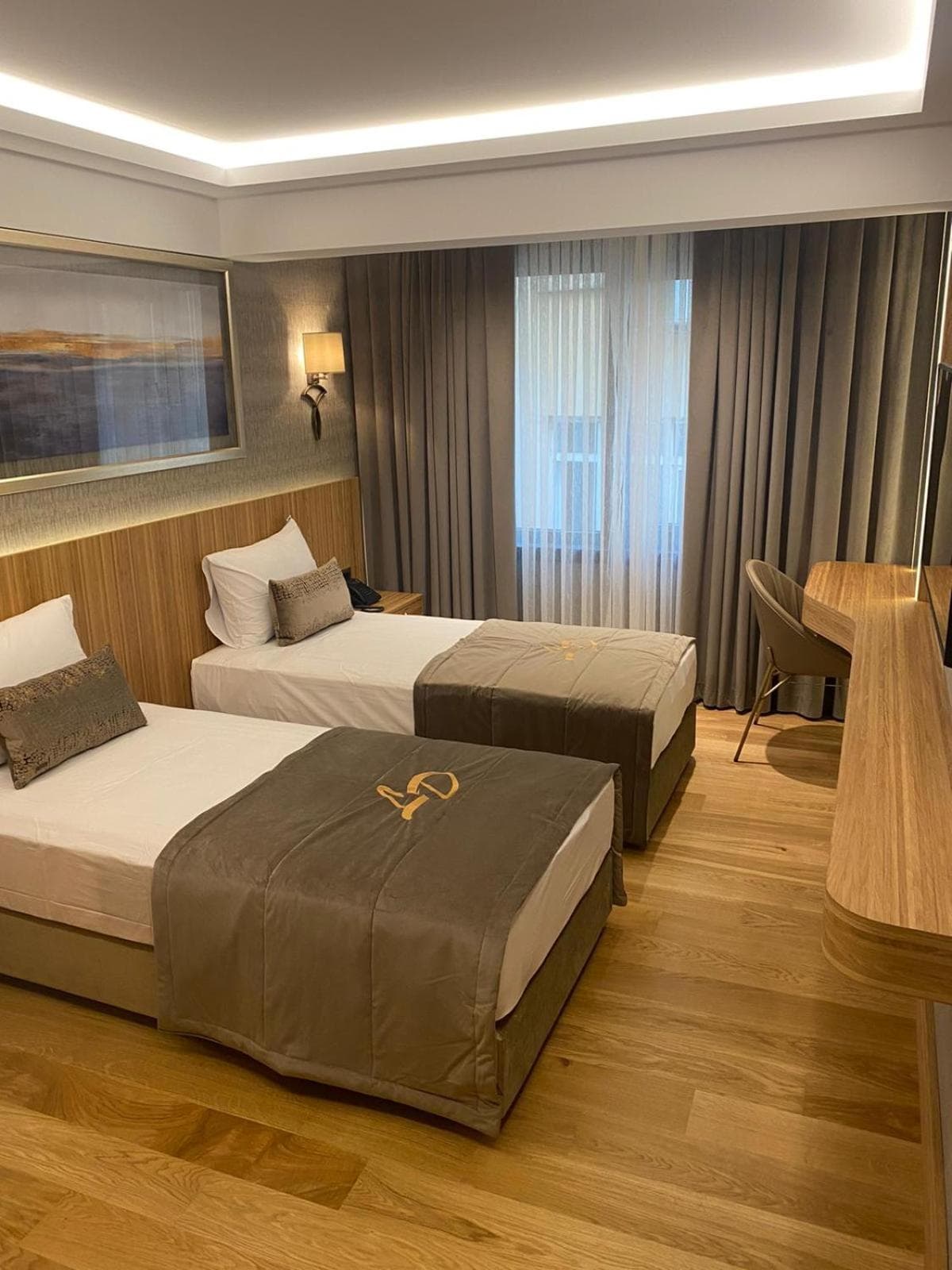 Lady Diana Hotel — 26