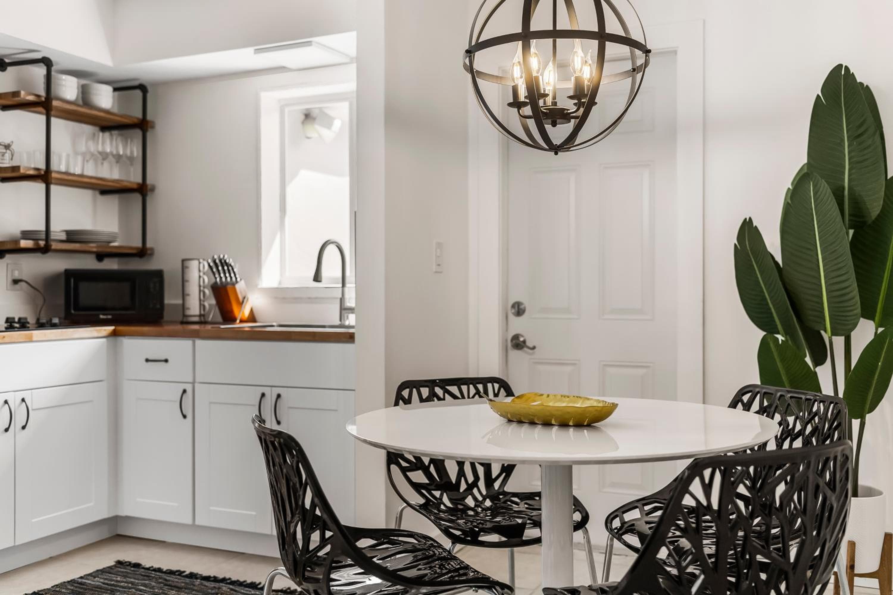 Alani Bay Premium Condos — 16