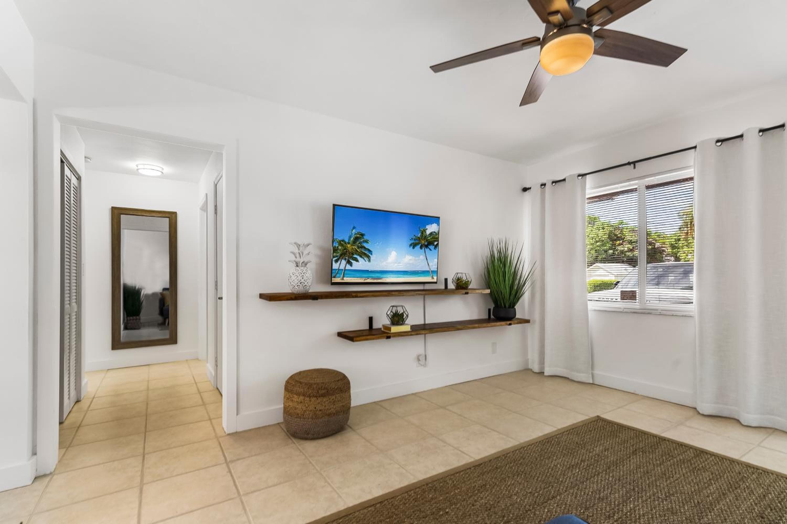 Alani Bay Premium Condos — 19
