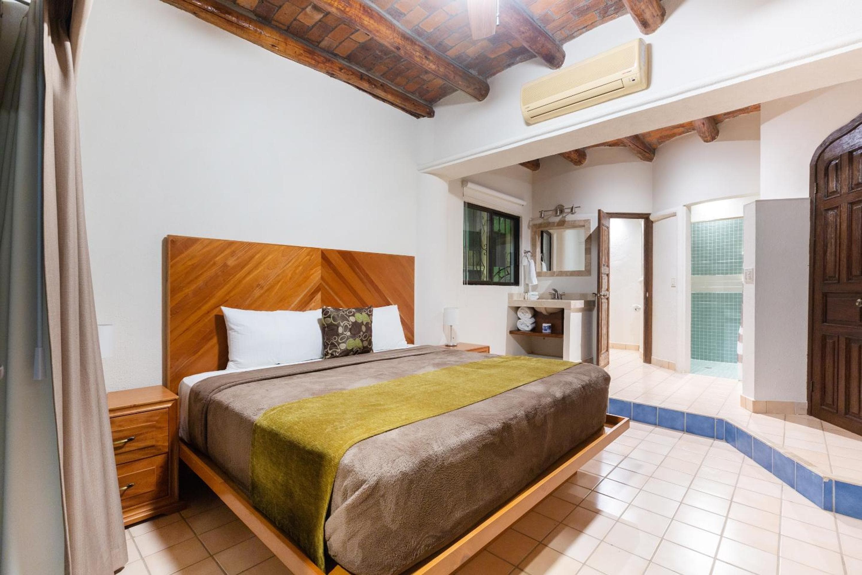 Castillo Blarney Inn — 16