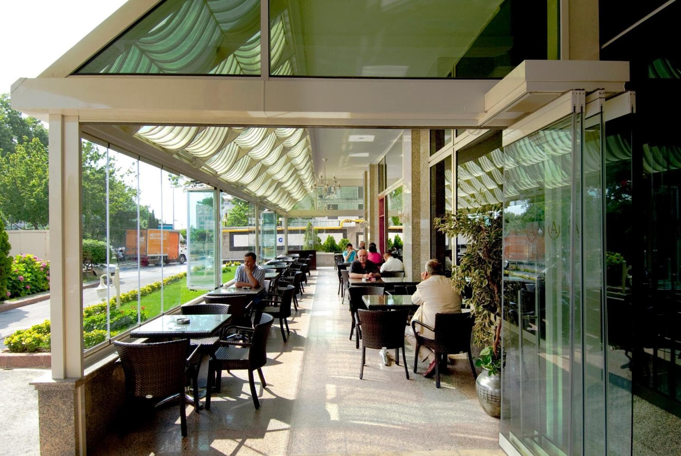 Akgun Istanbul Hotel — 11