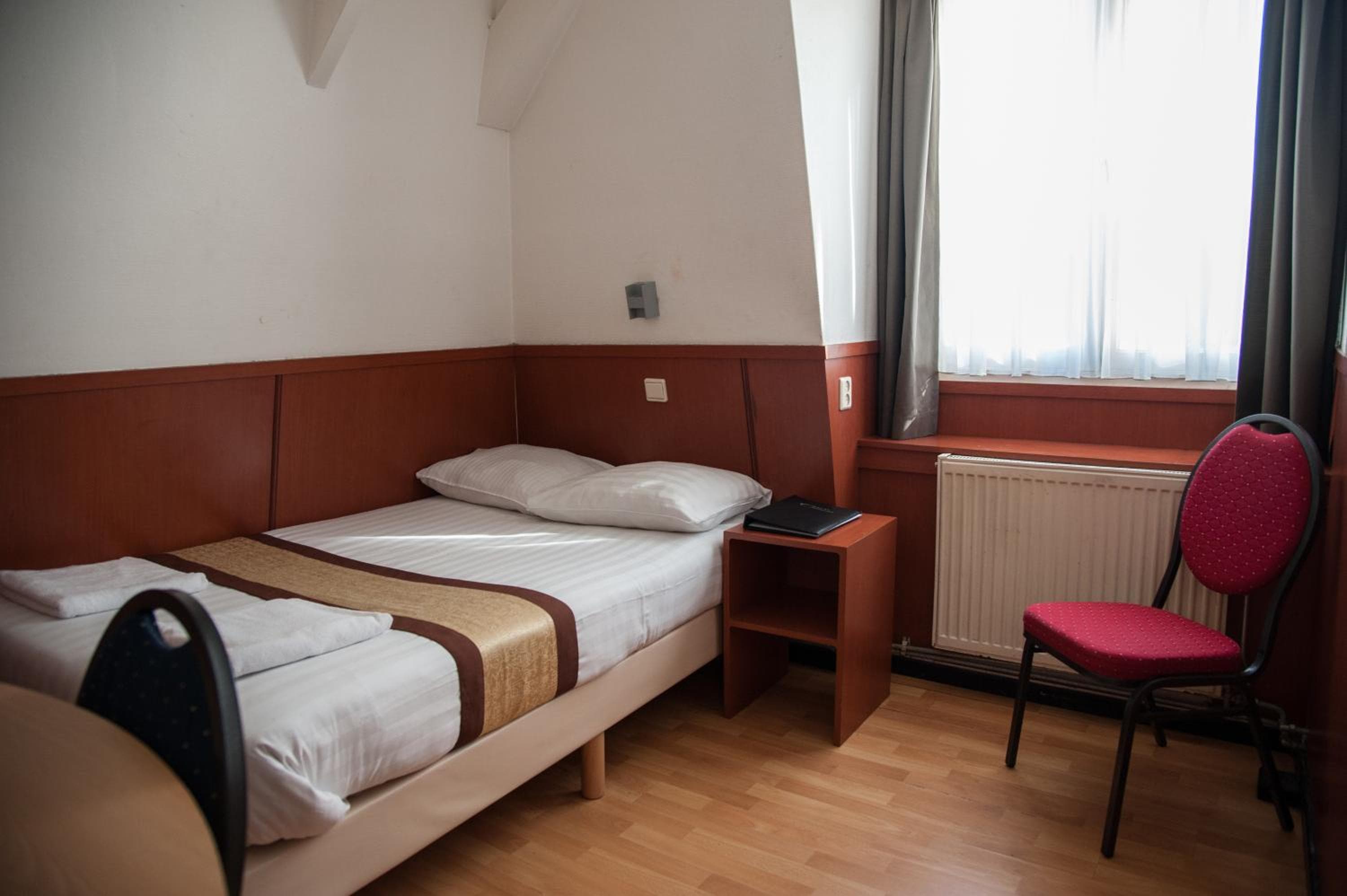 Hotel Continental Amsterdam — 12