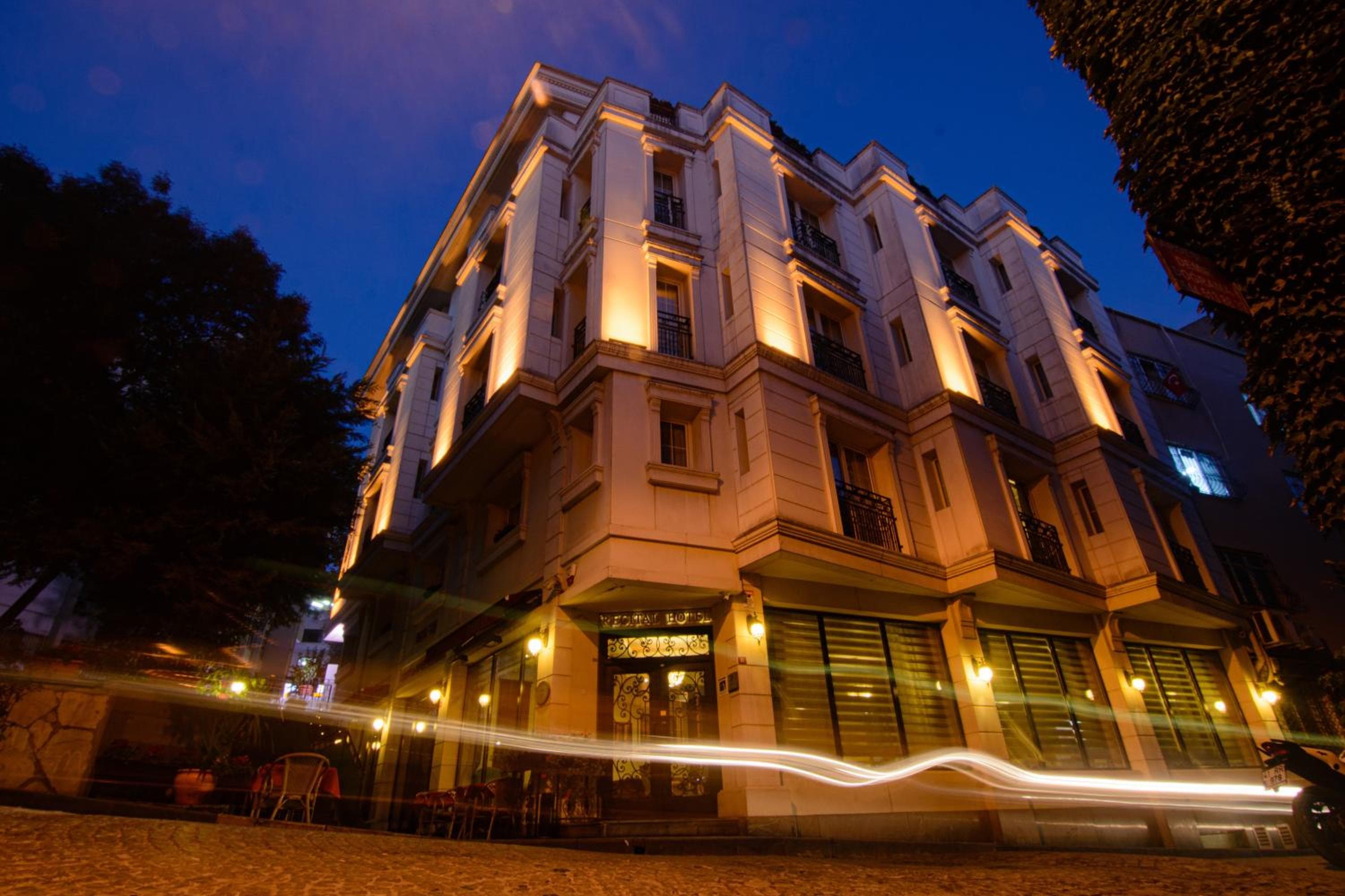 Recital Hotel — 7
