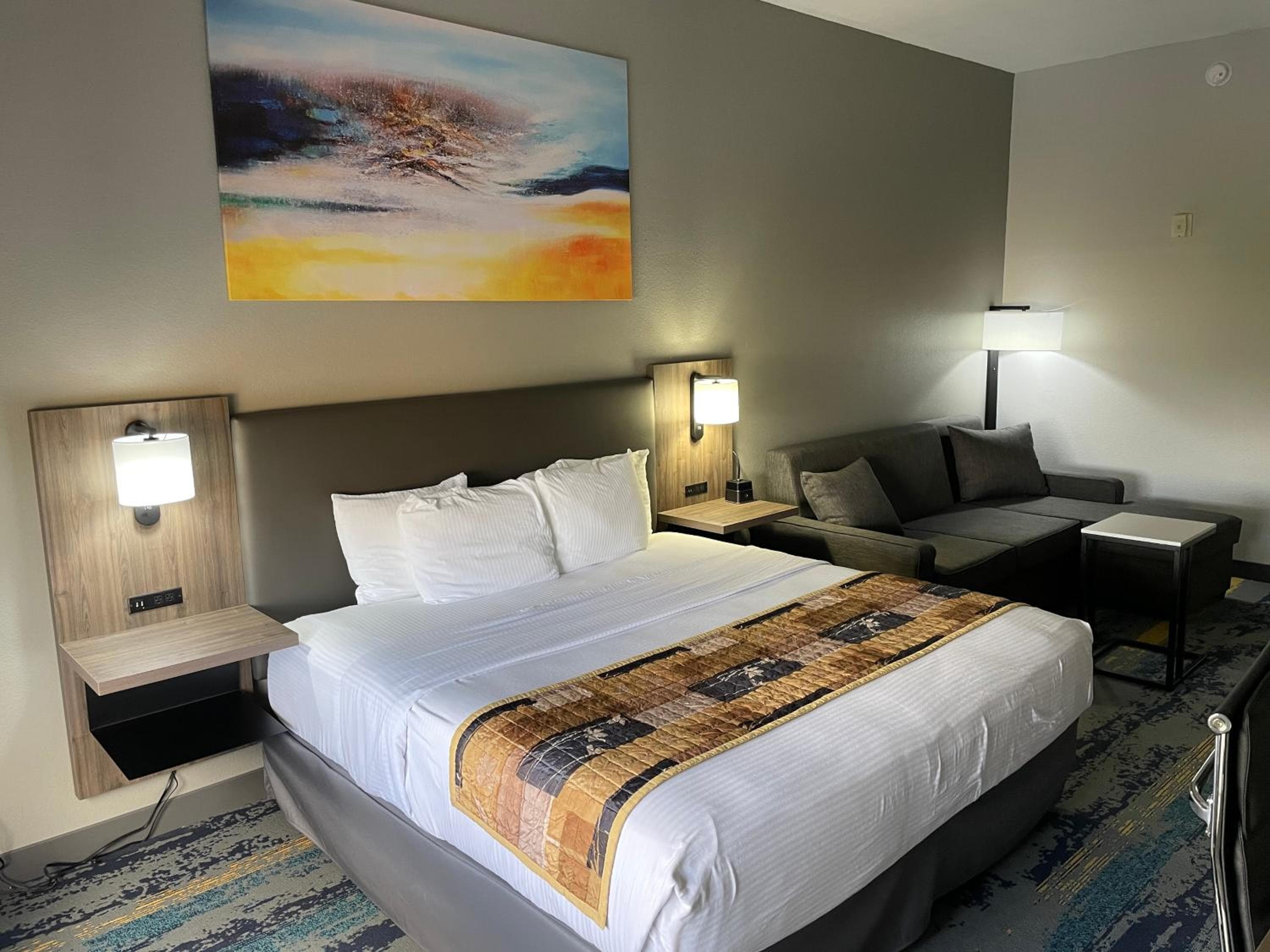 La Quinta by Wyndham Tampa Central — 21