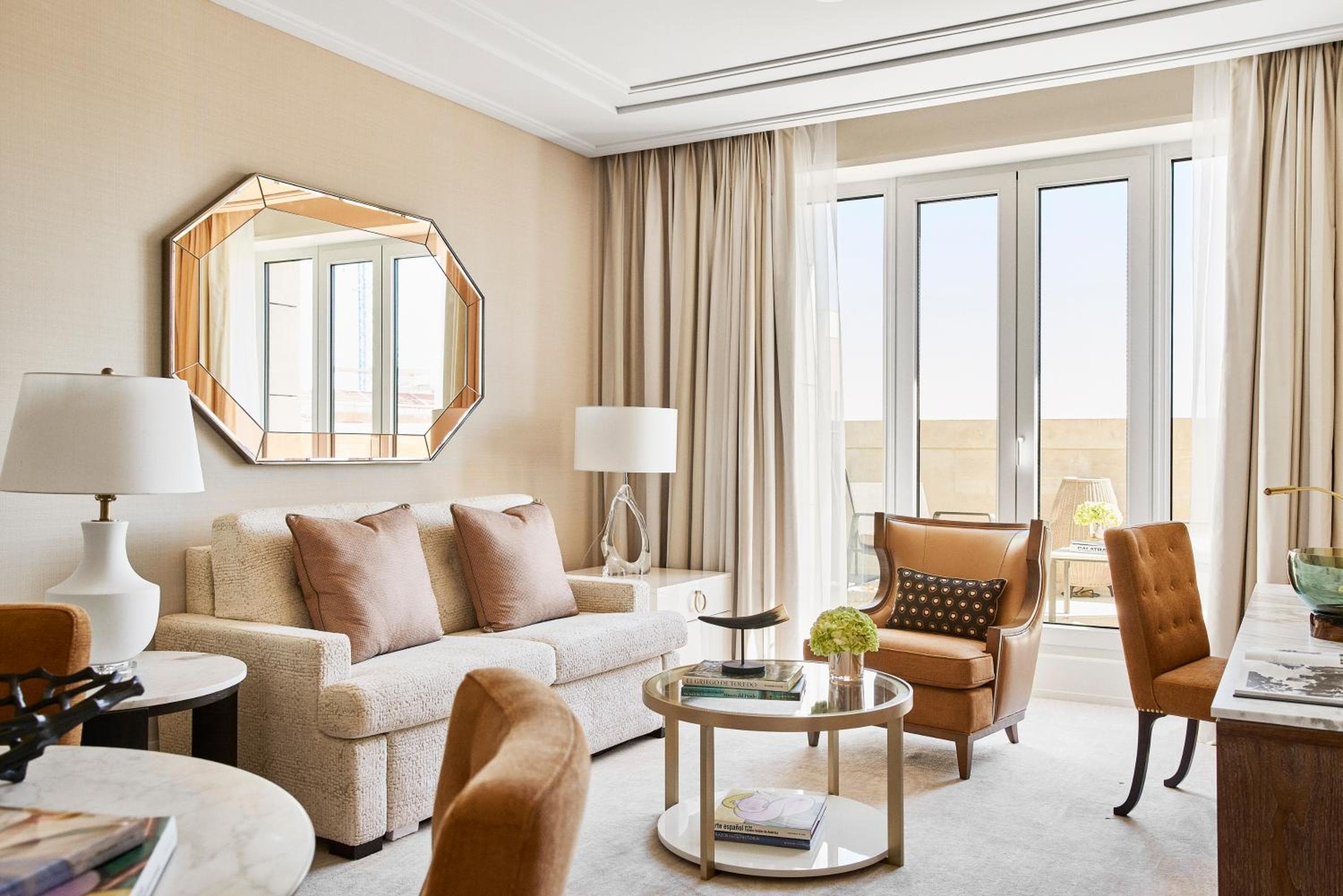 Four Seasons Hotel Madrid — 19
