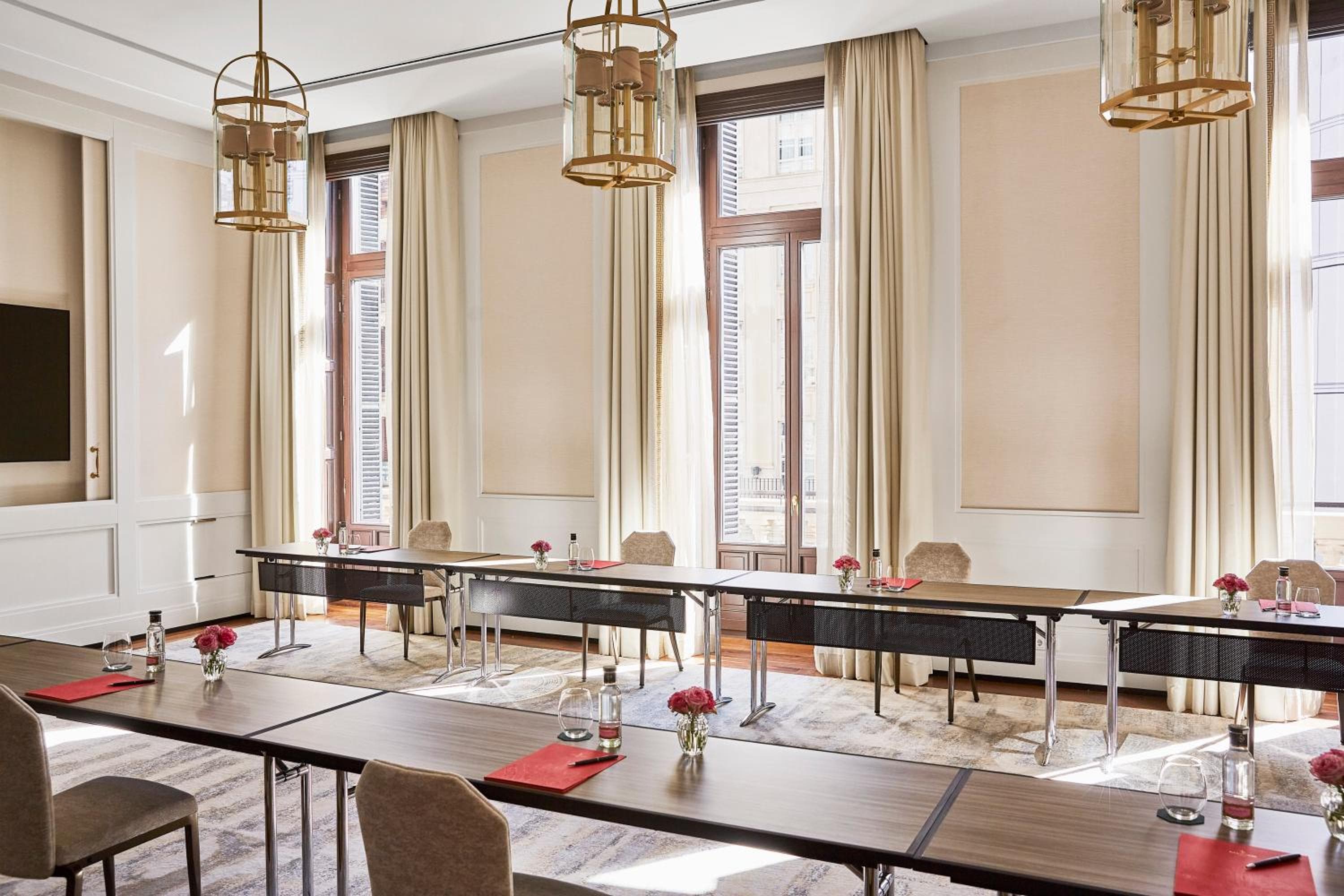 Four Seasons Hotel Madrid — 16