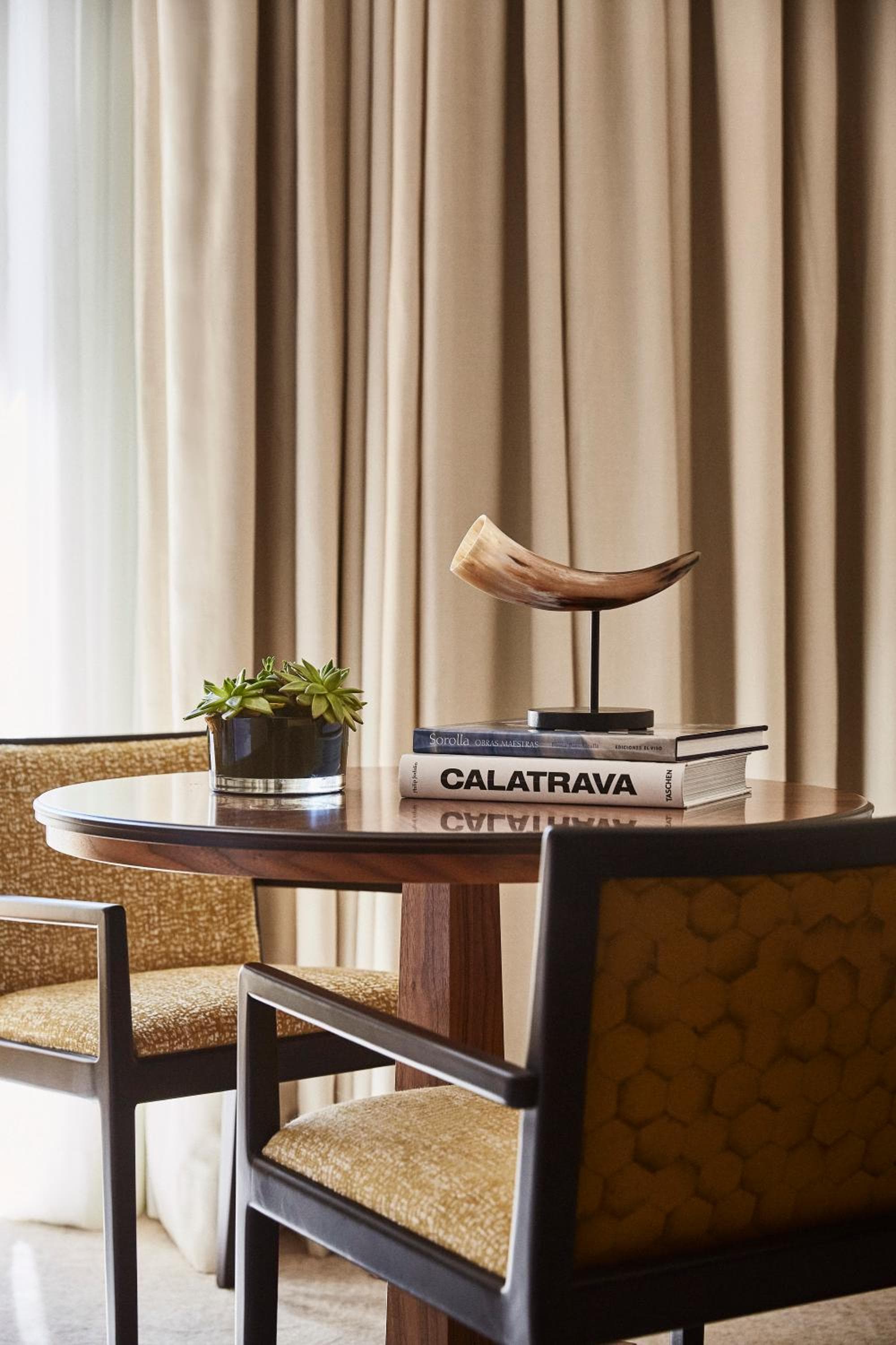Four Seasons Hotel Madrid — 23
