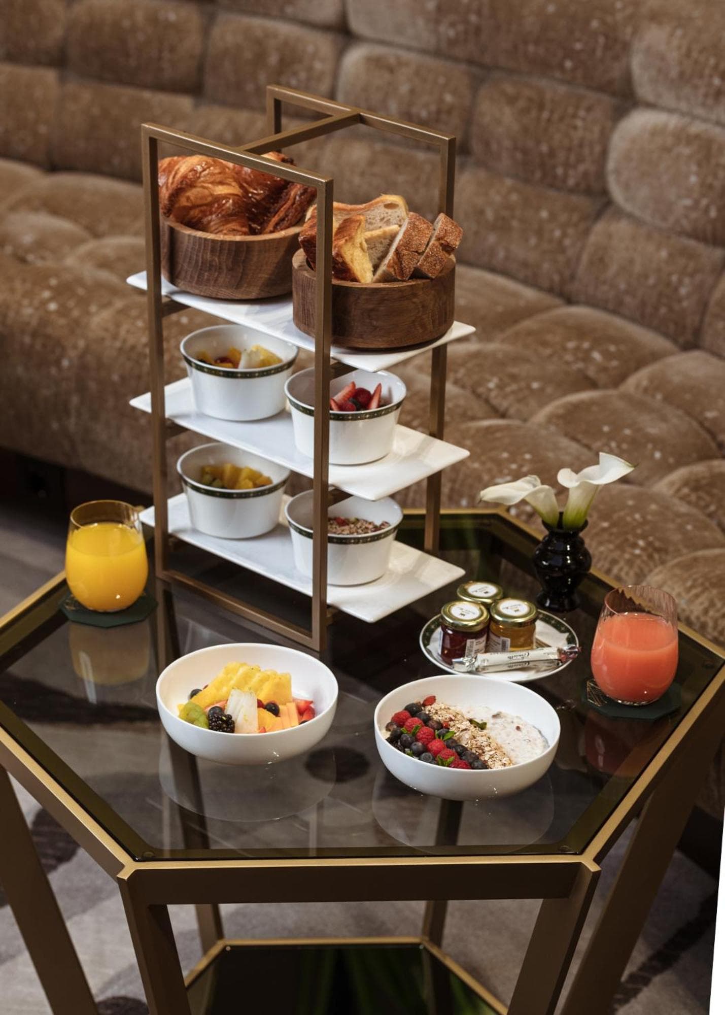 Four Seasons Hotel Madrid — 30