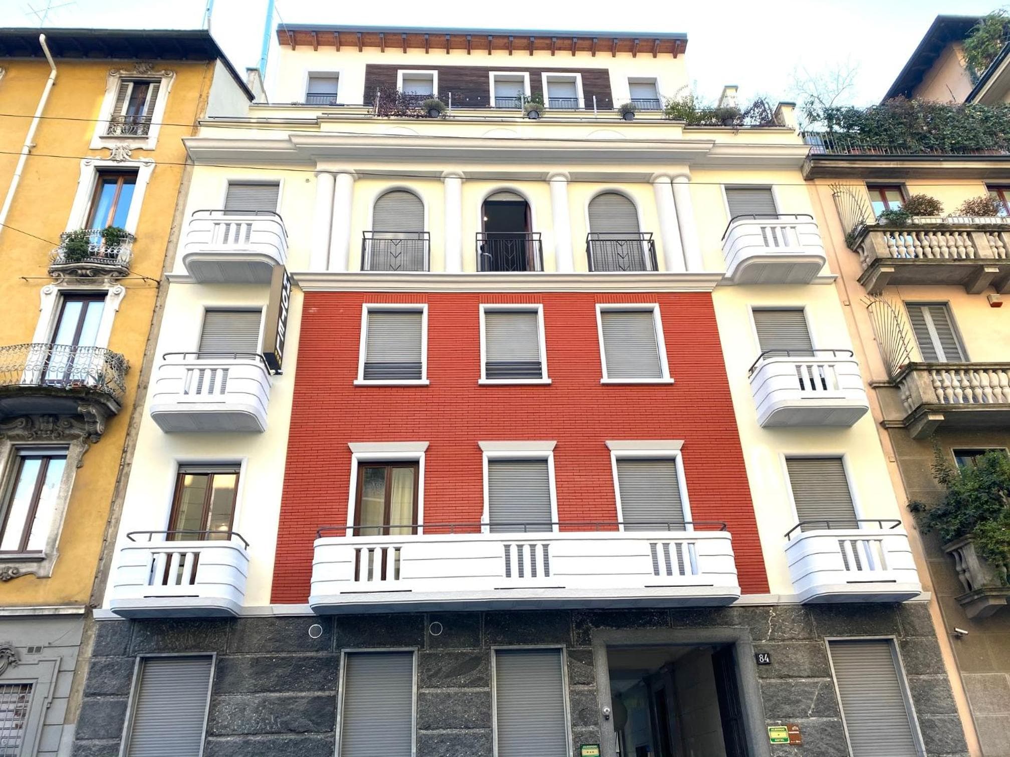 Golden Milano Hotel — 28