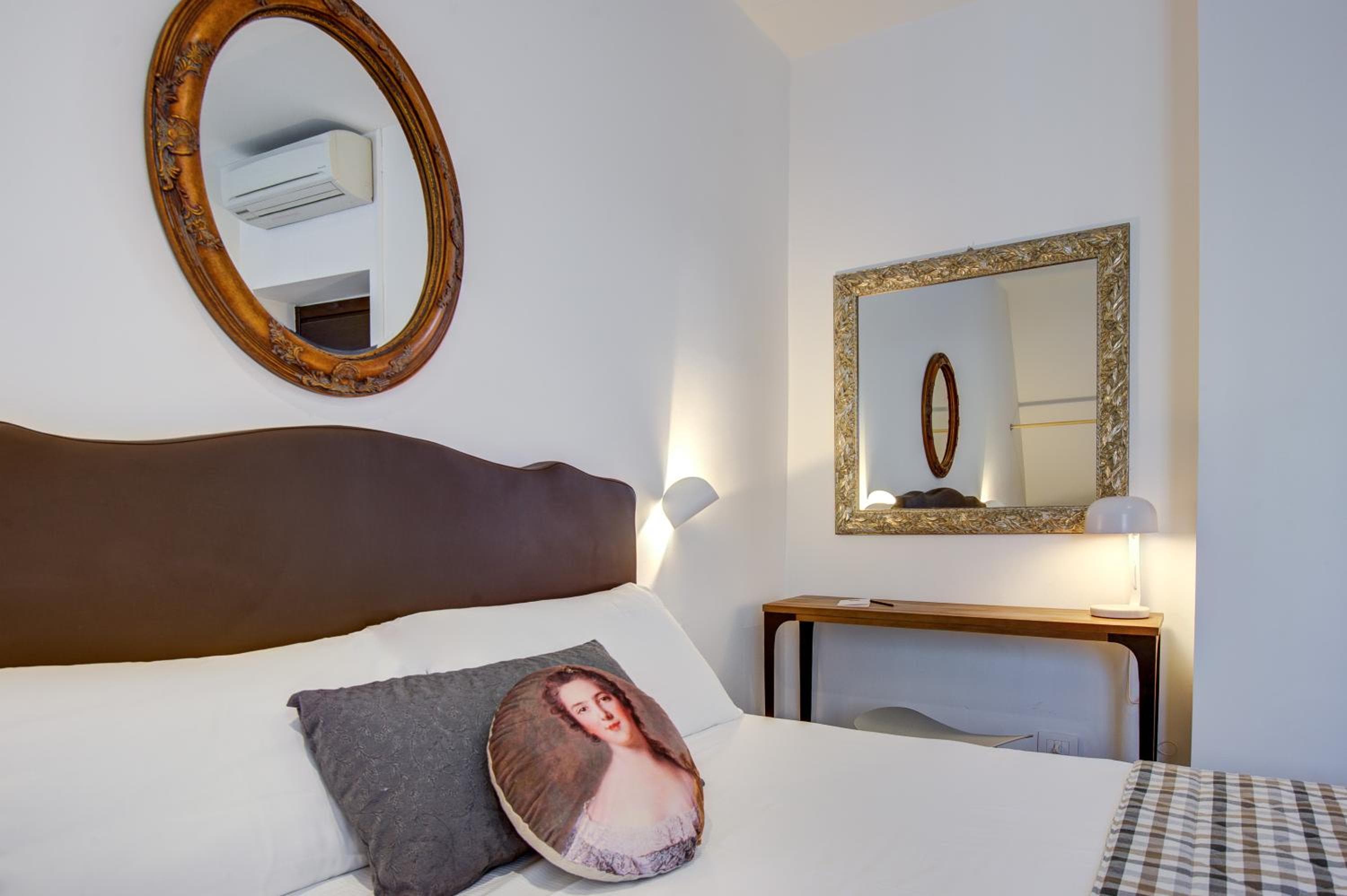 Hotel Bernina — 9