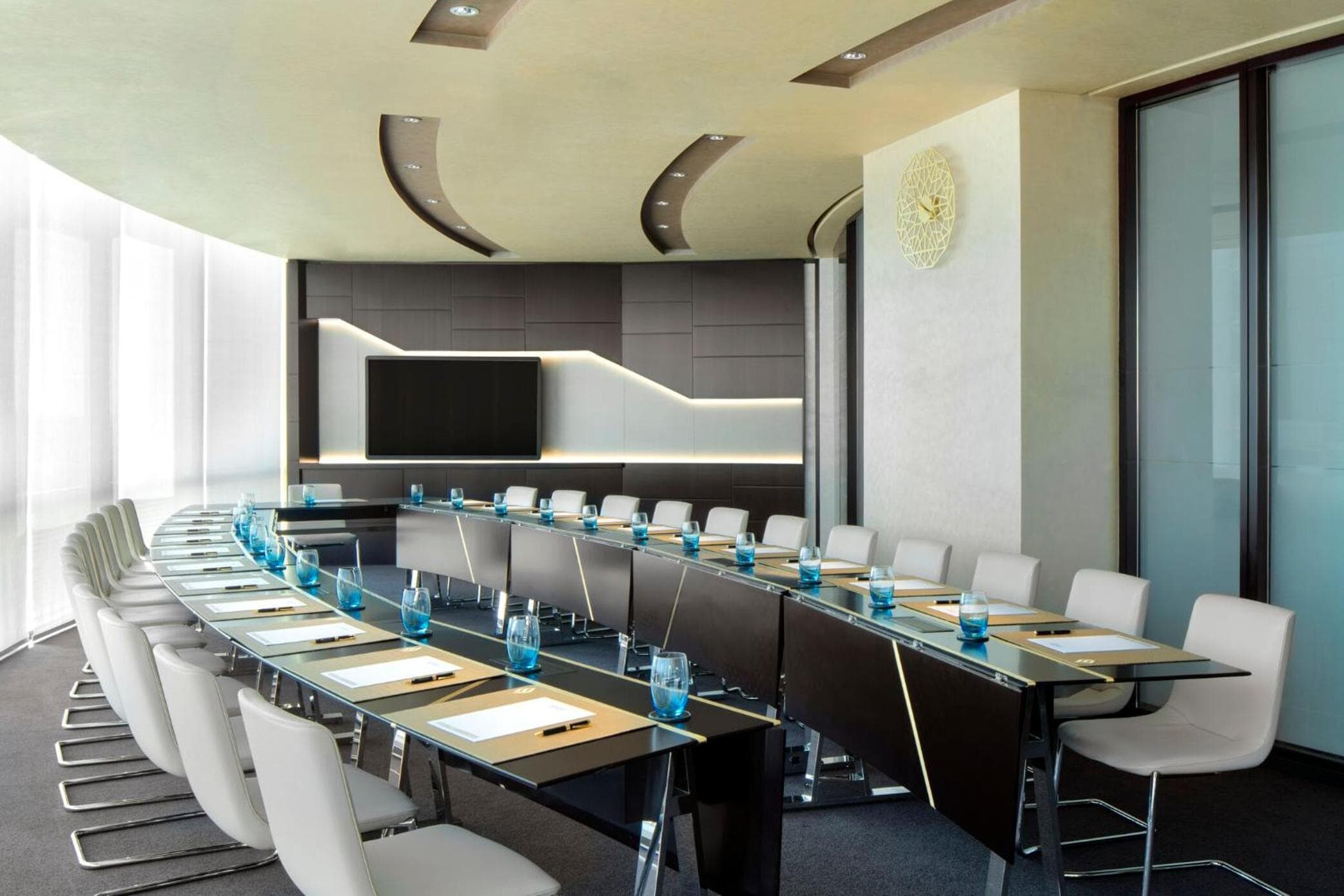Jumeirah Emirates Towers Dubai — 3