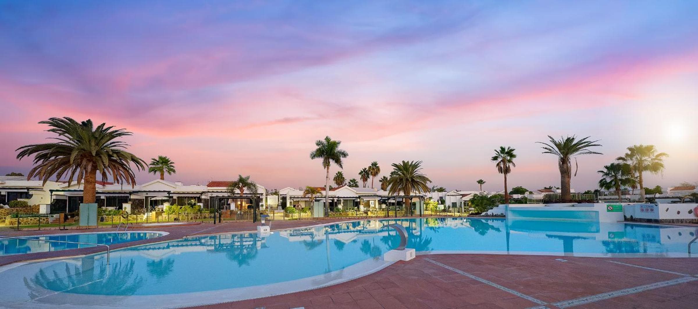 Maspalomas Lago Canary Sunset — 1
