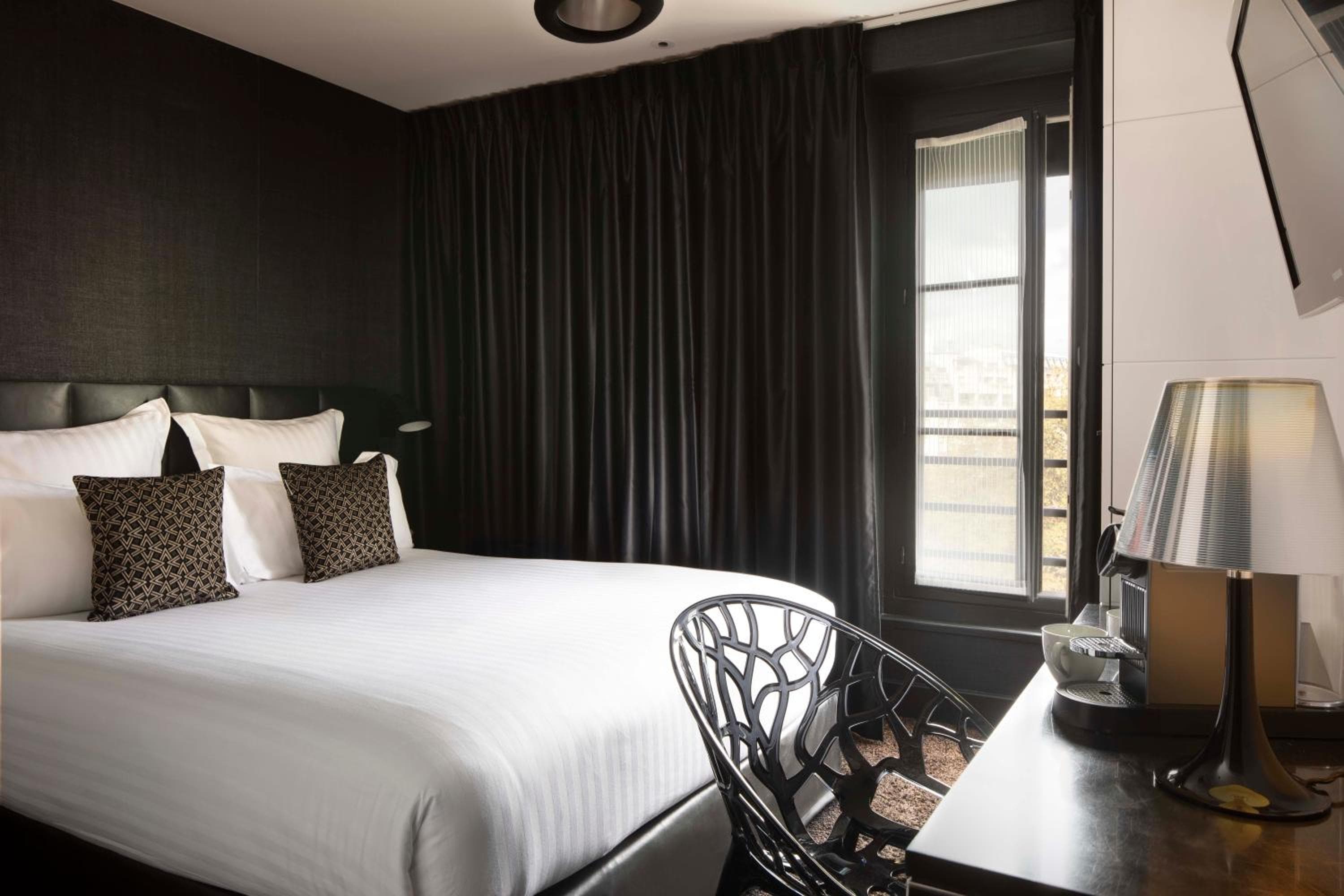 First Hotel Paris Tour Eiffel — 24