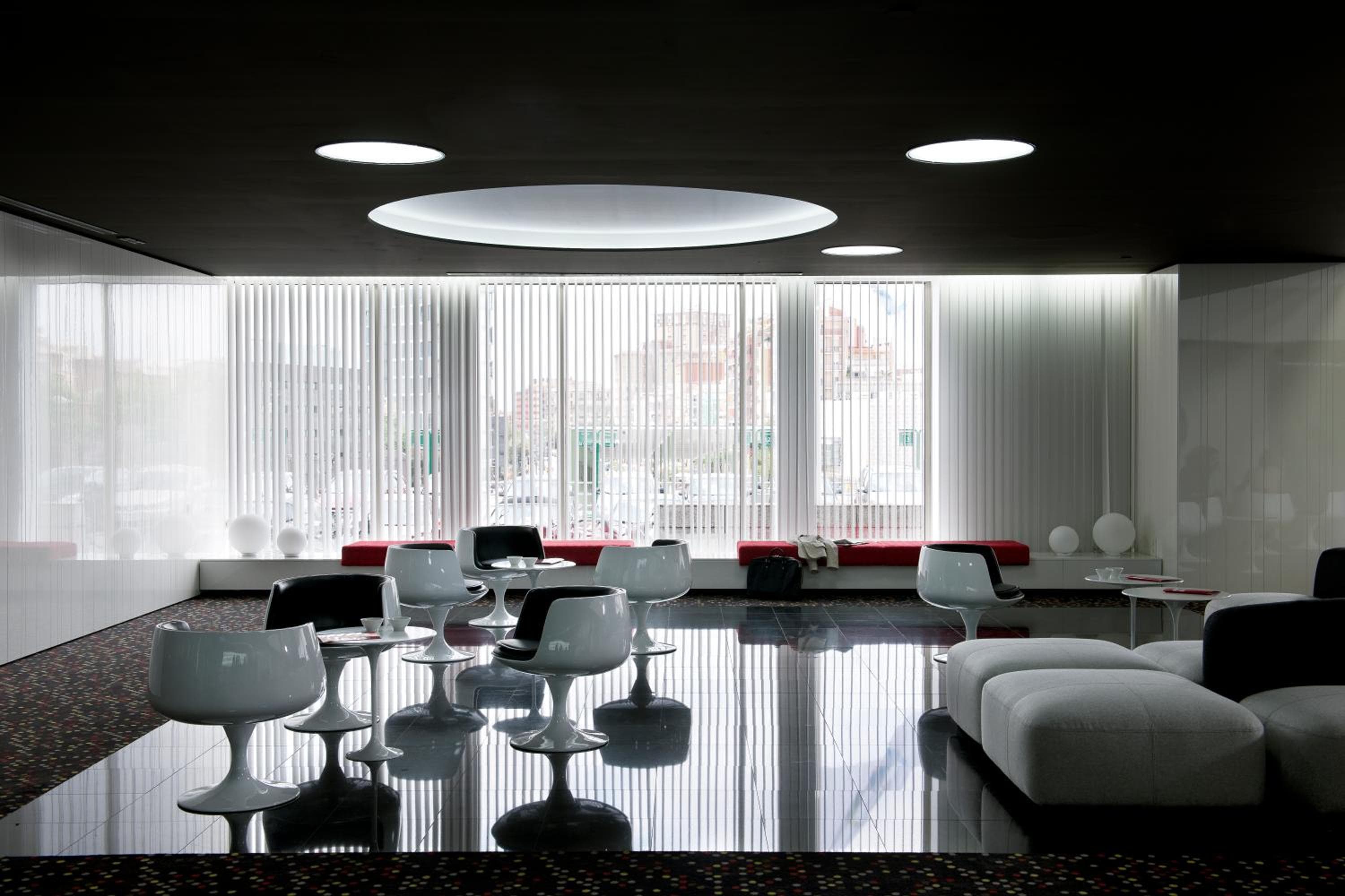 Barceló Sants — 9