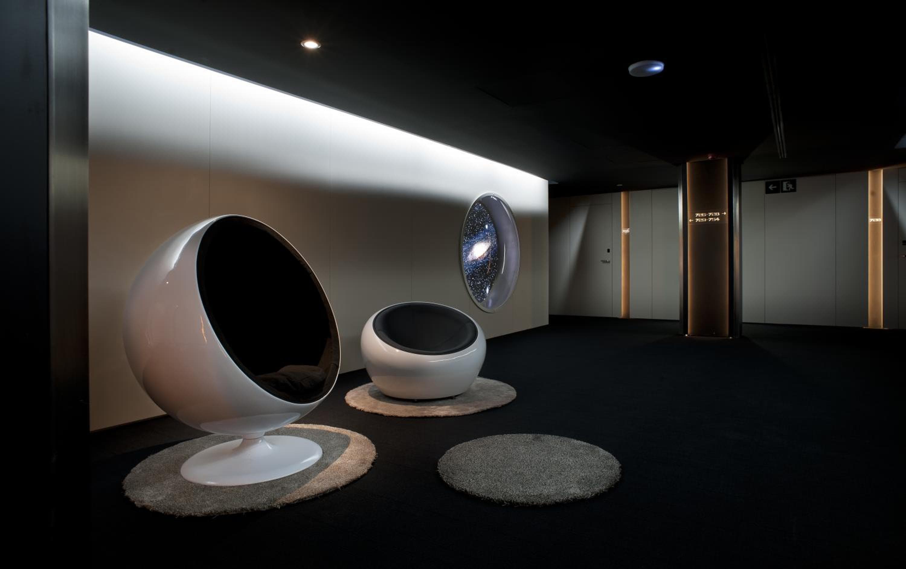 Barceló Sants — 12