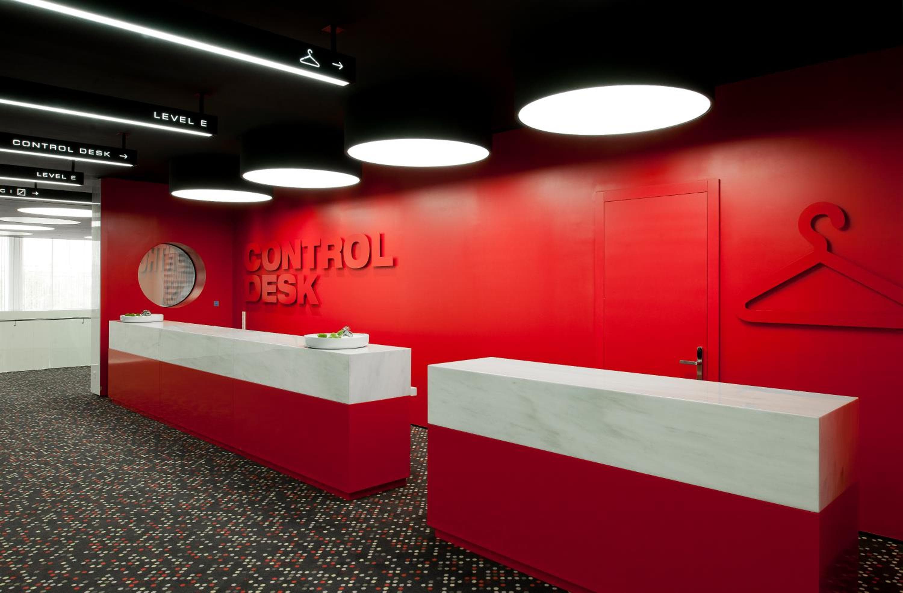 Barceló Sants — 21