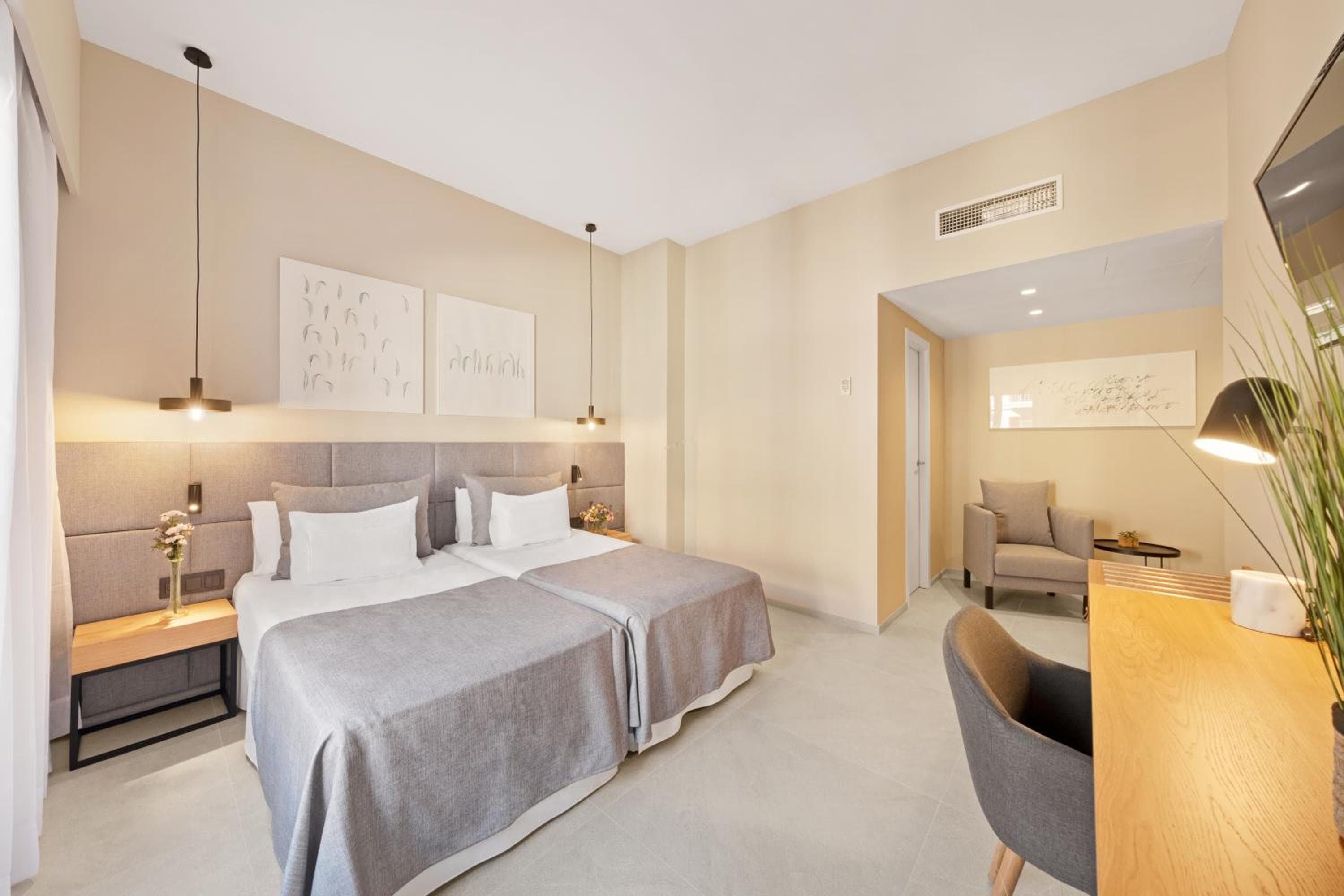Hotel Almudaina — 2
