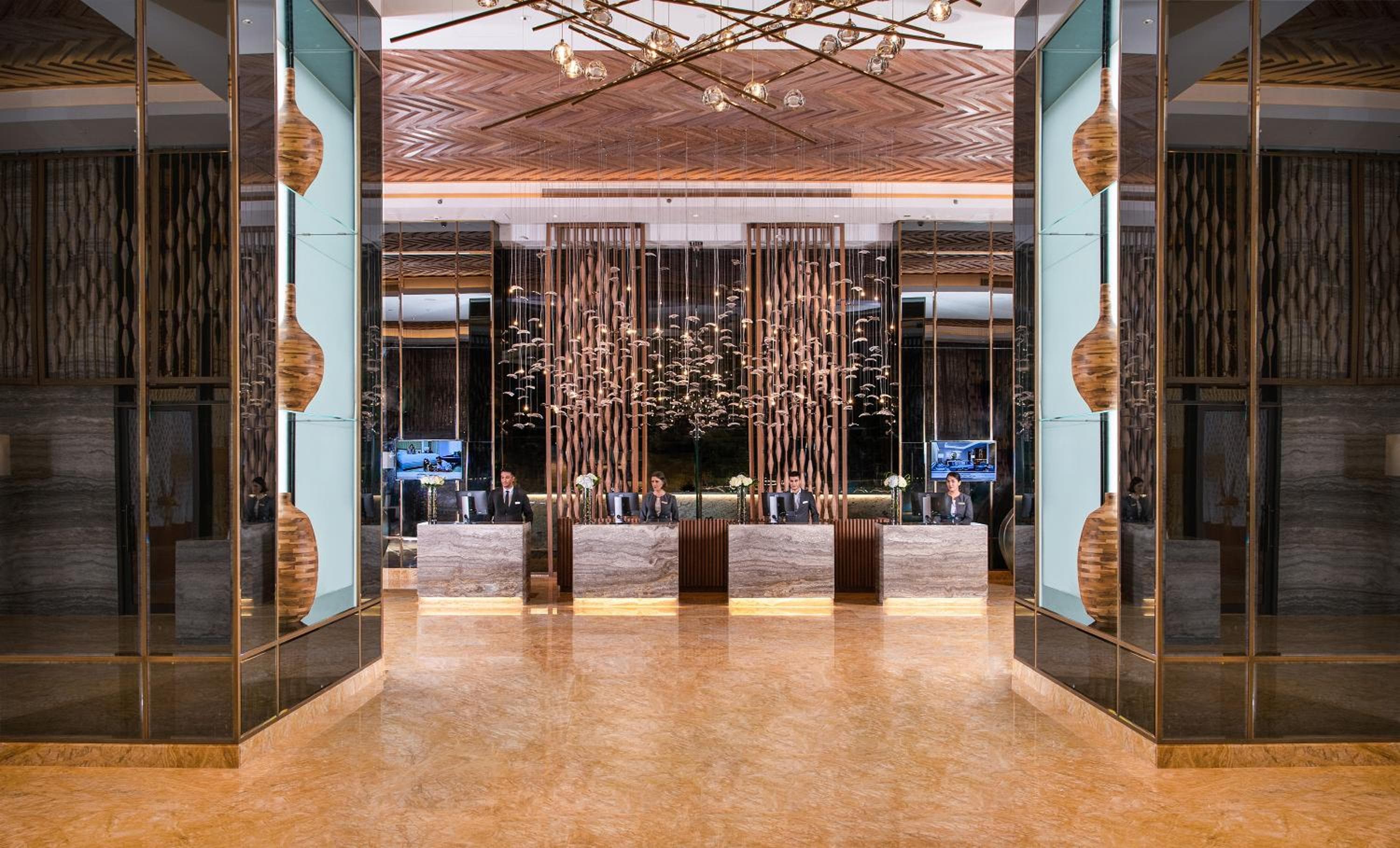 Al Jaddaf Rotana Dubai — 8