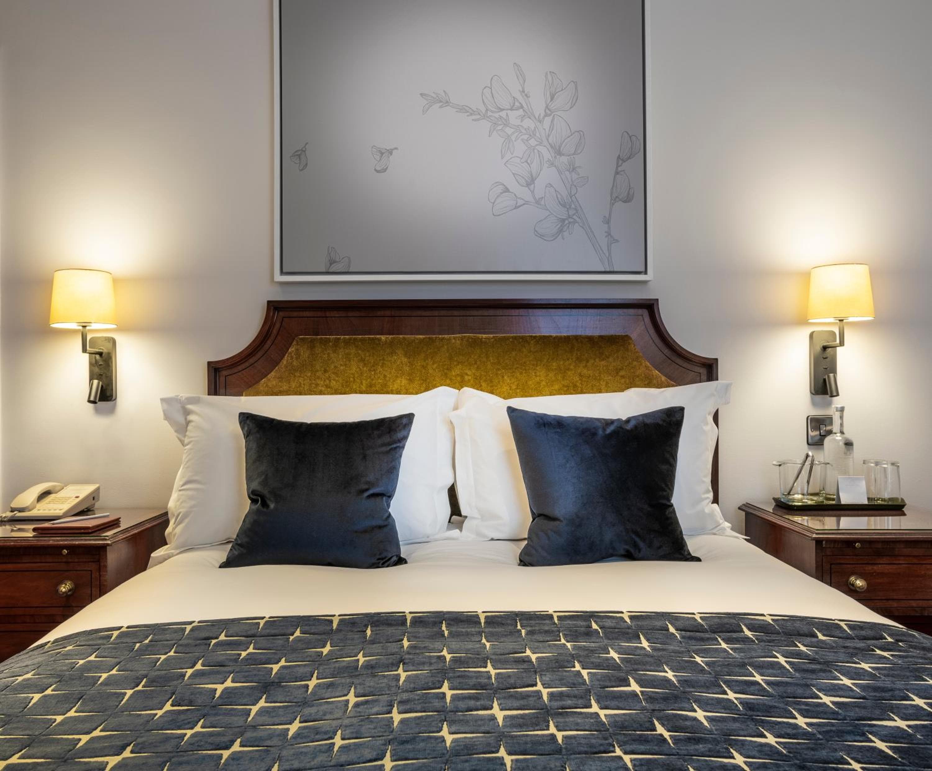 Sloane Place — 5