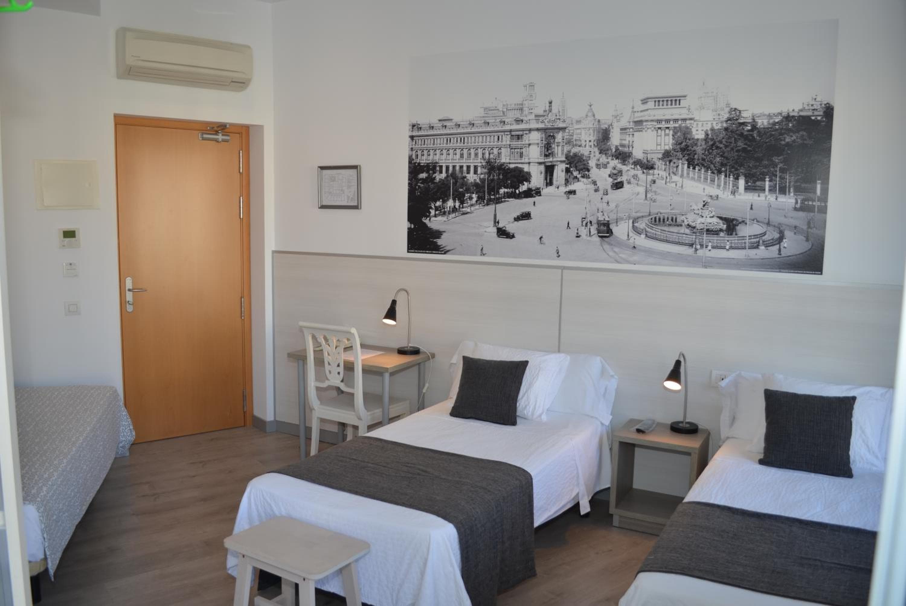 Hostal San Lorenzo — 22