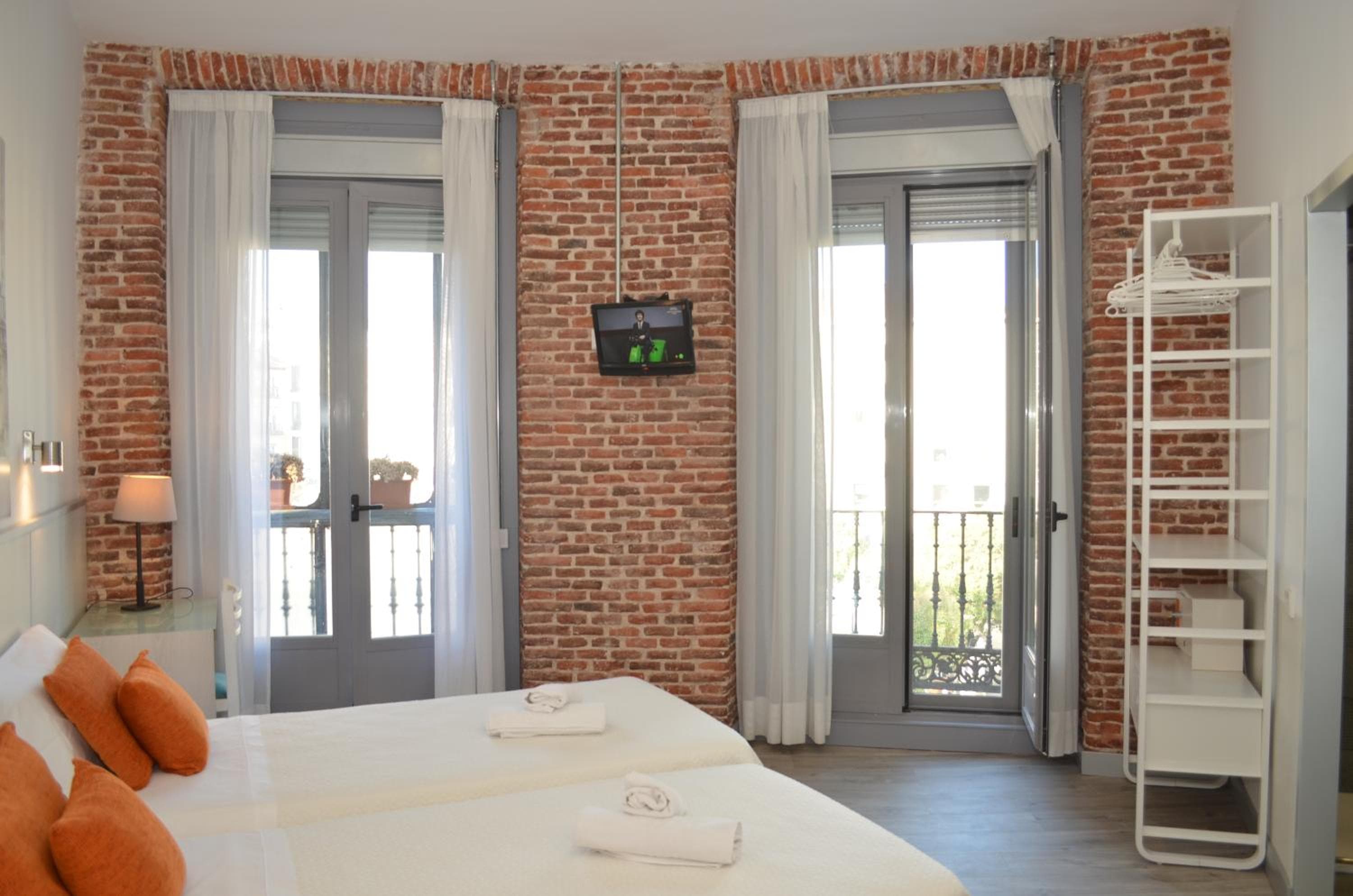 Hostal San Lorenzo — 10