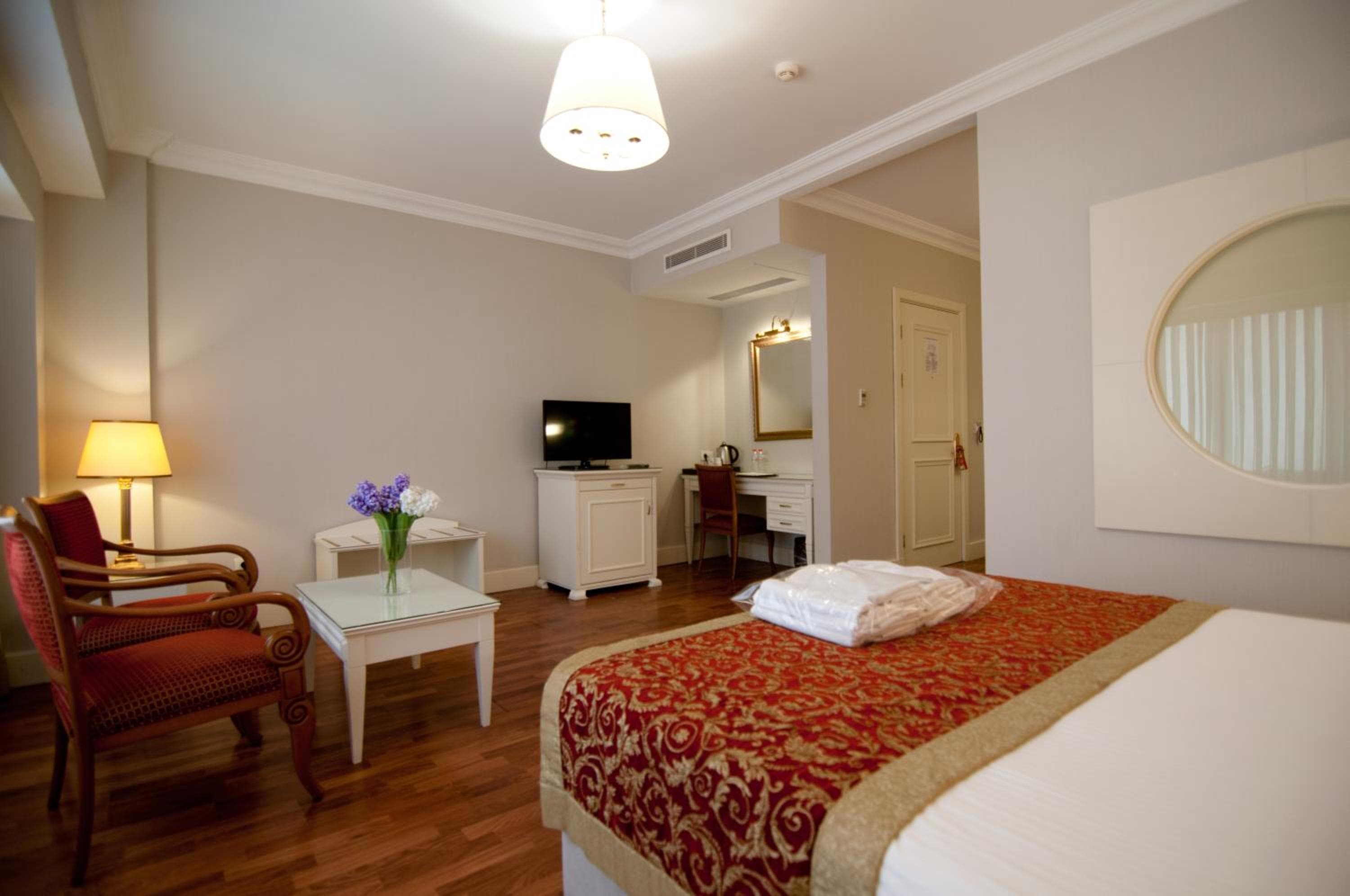 Taksim Metropark Hotel — 18