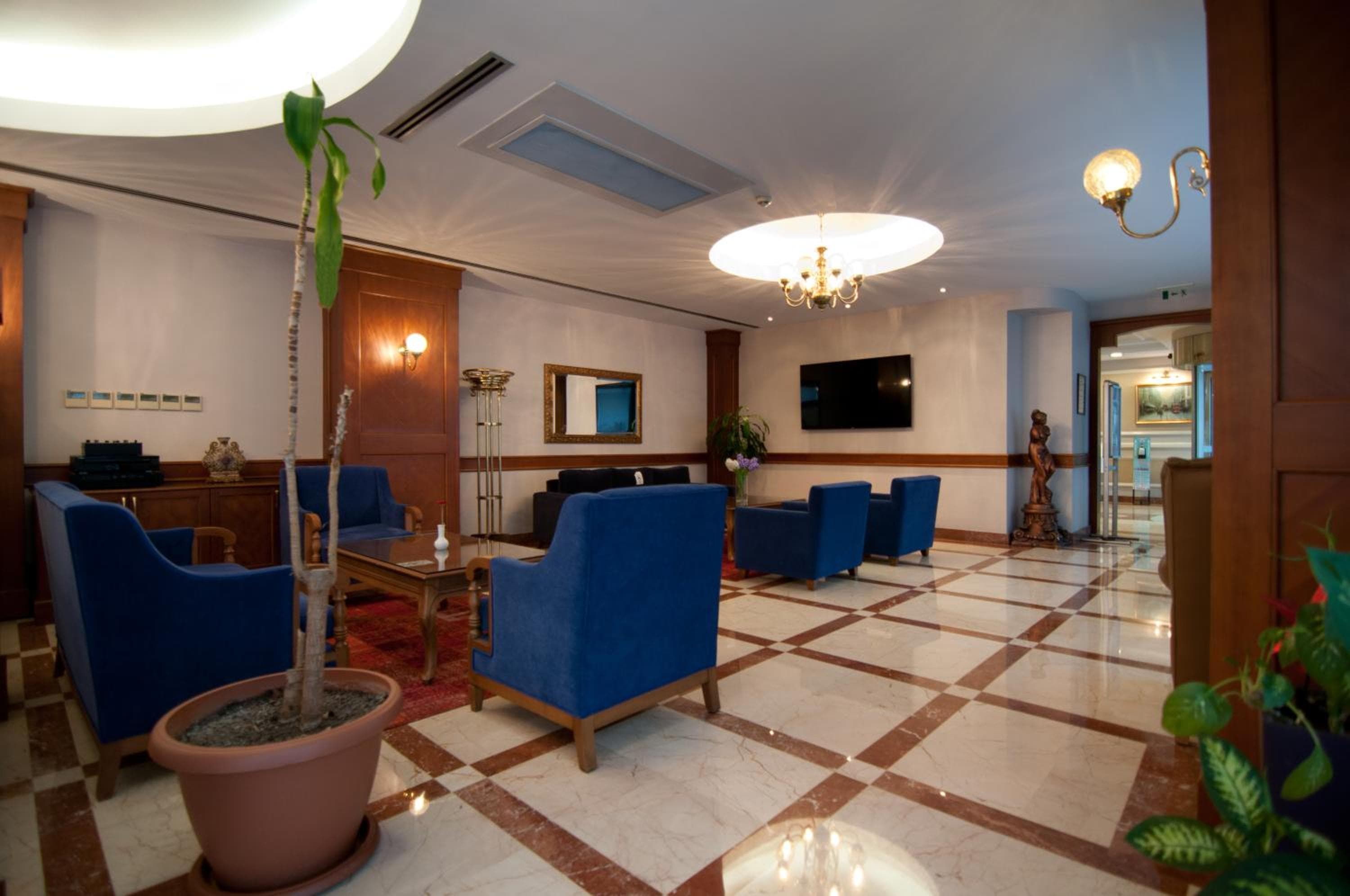 Hotel Taksim — 6