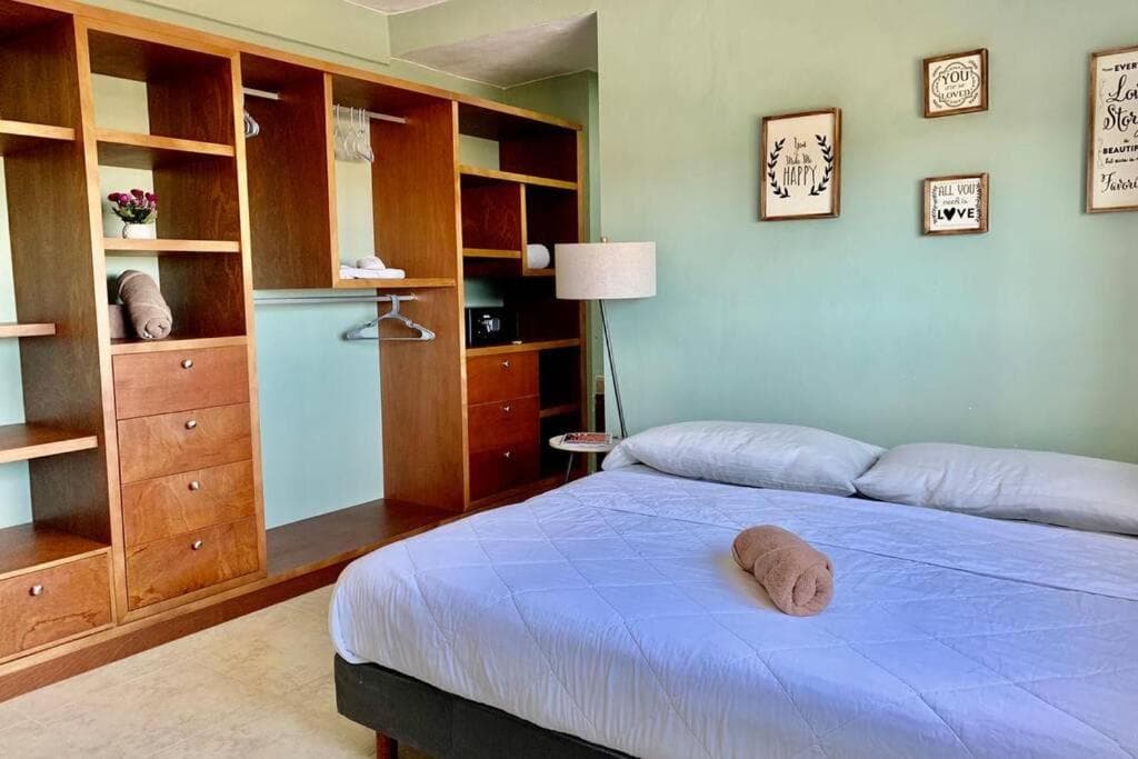 UNICO Y AGRADABLE DTO EN ZONA CENTRO PARA 6 PAX — 12