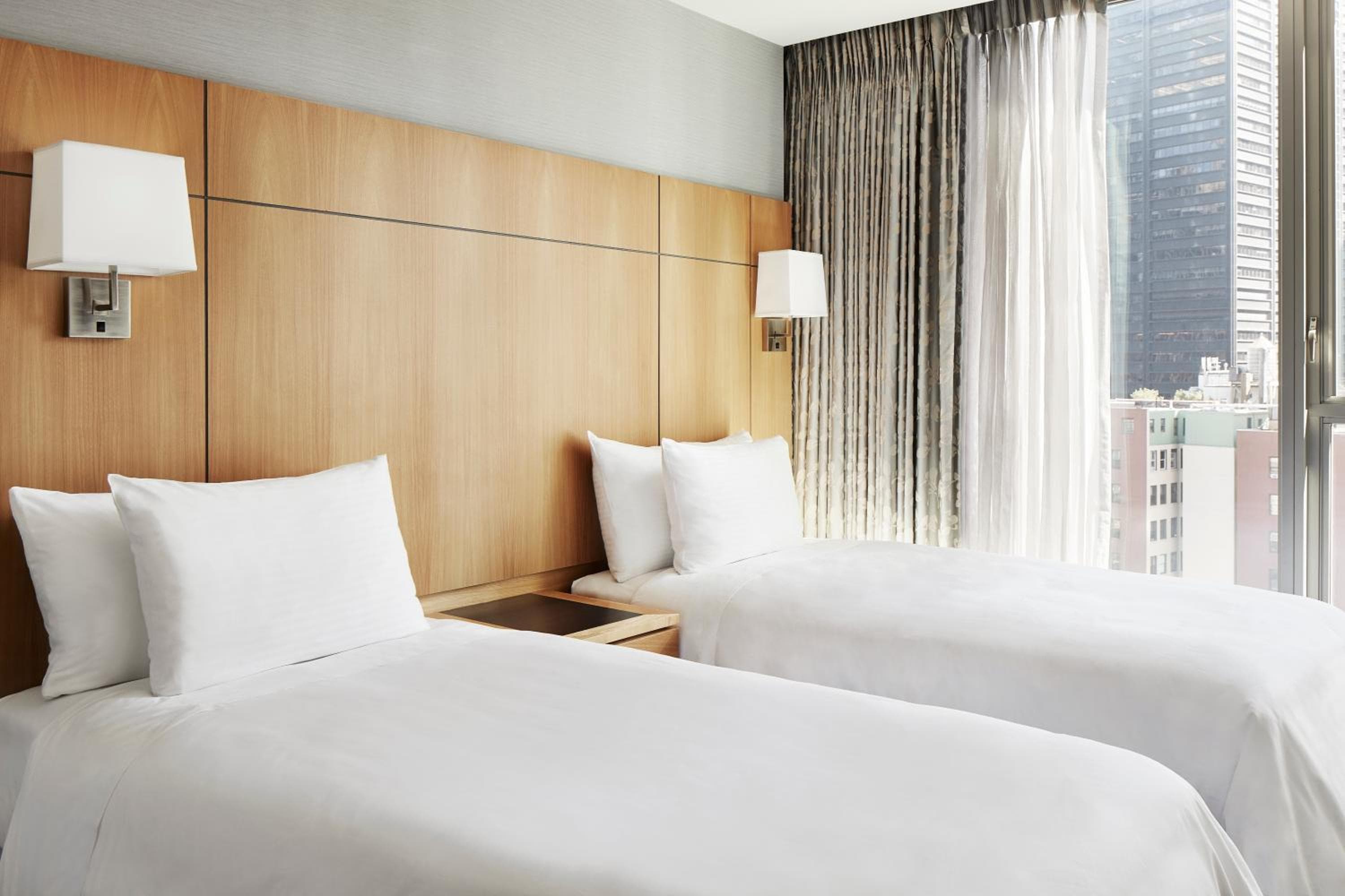 Club Quarters Hotel World Trade Center, New York — 23