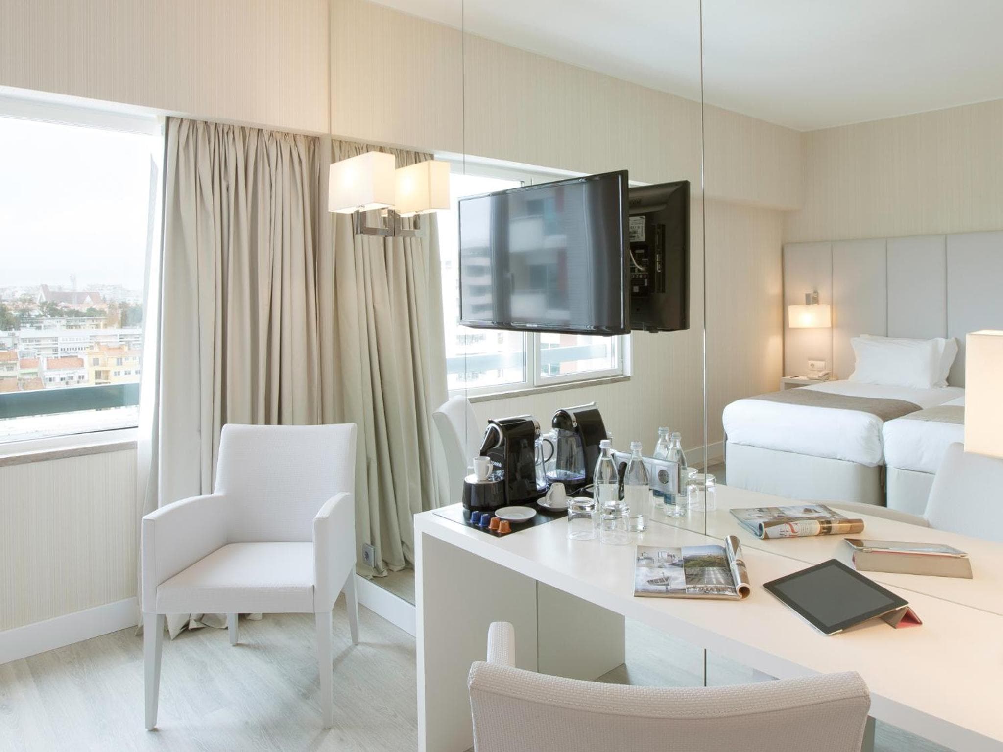 Lutecia Smart Design Hotel — 10