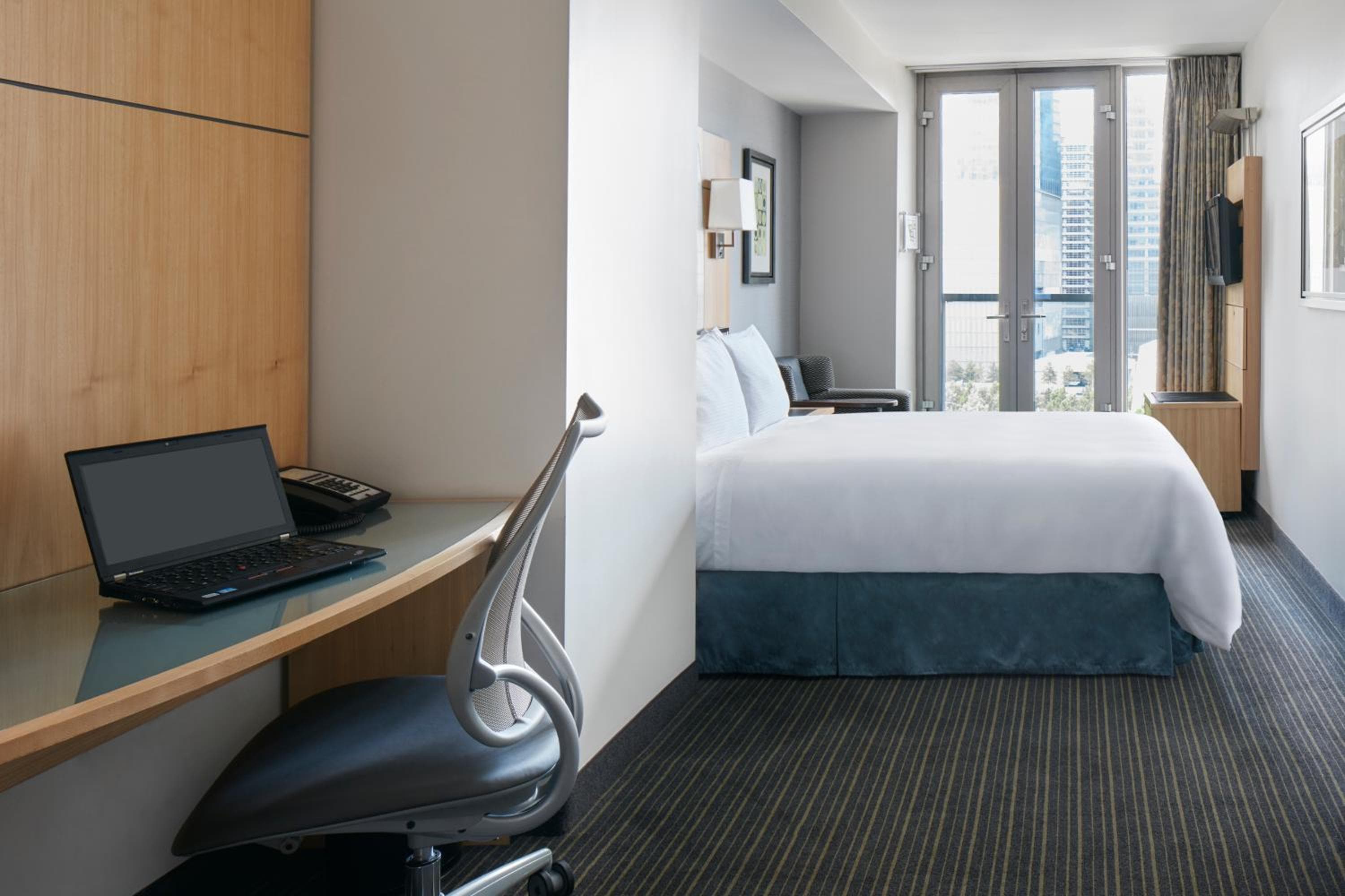 World Center Hotel — 11