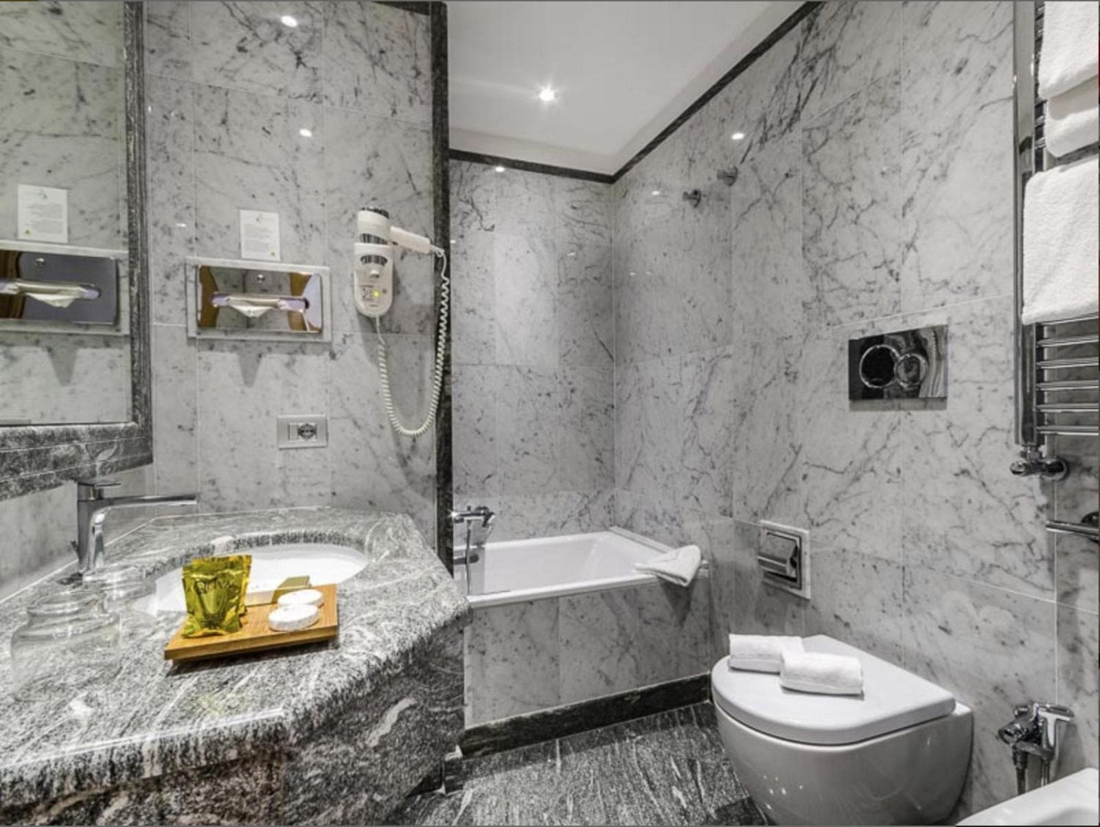 Hotel Giolli Nazionale — 27