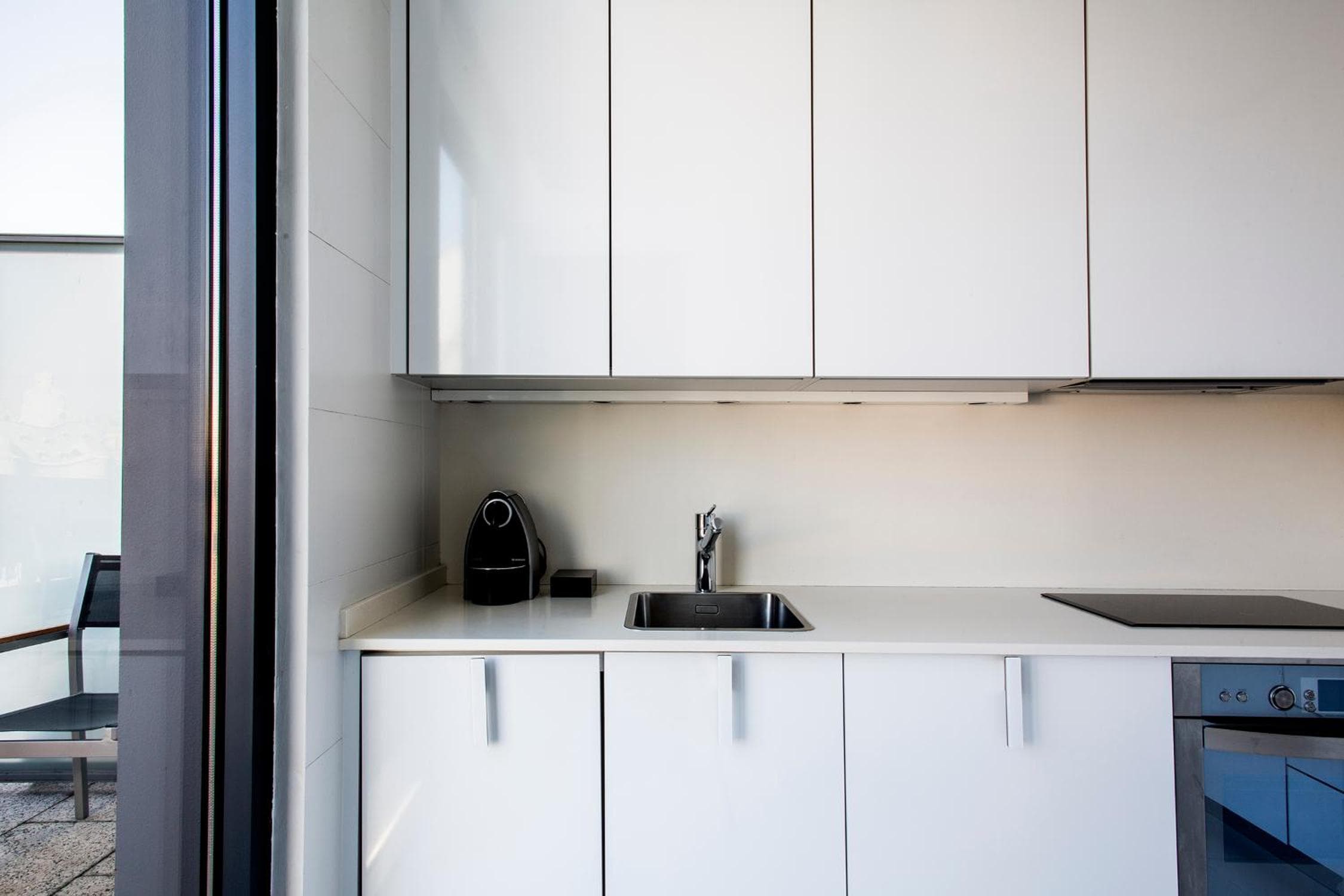 Suites Avenue — 25